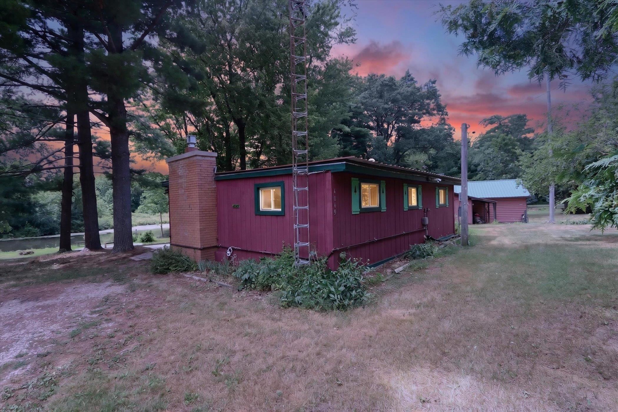 N4049 Golf Lane, Decatur, WI 53520