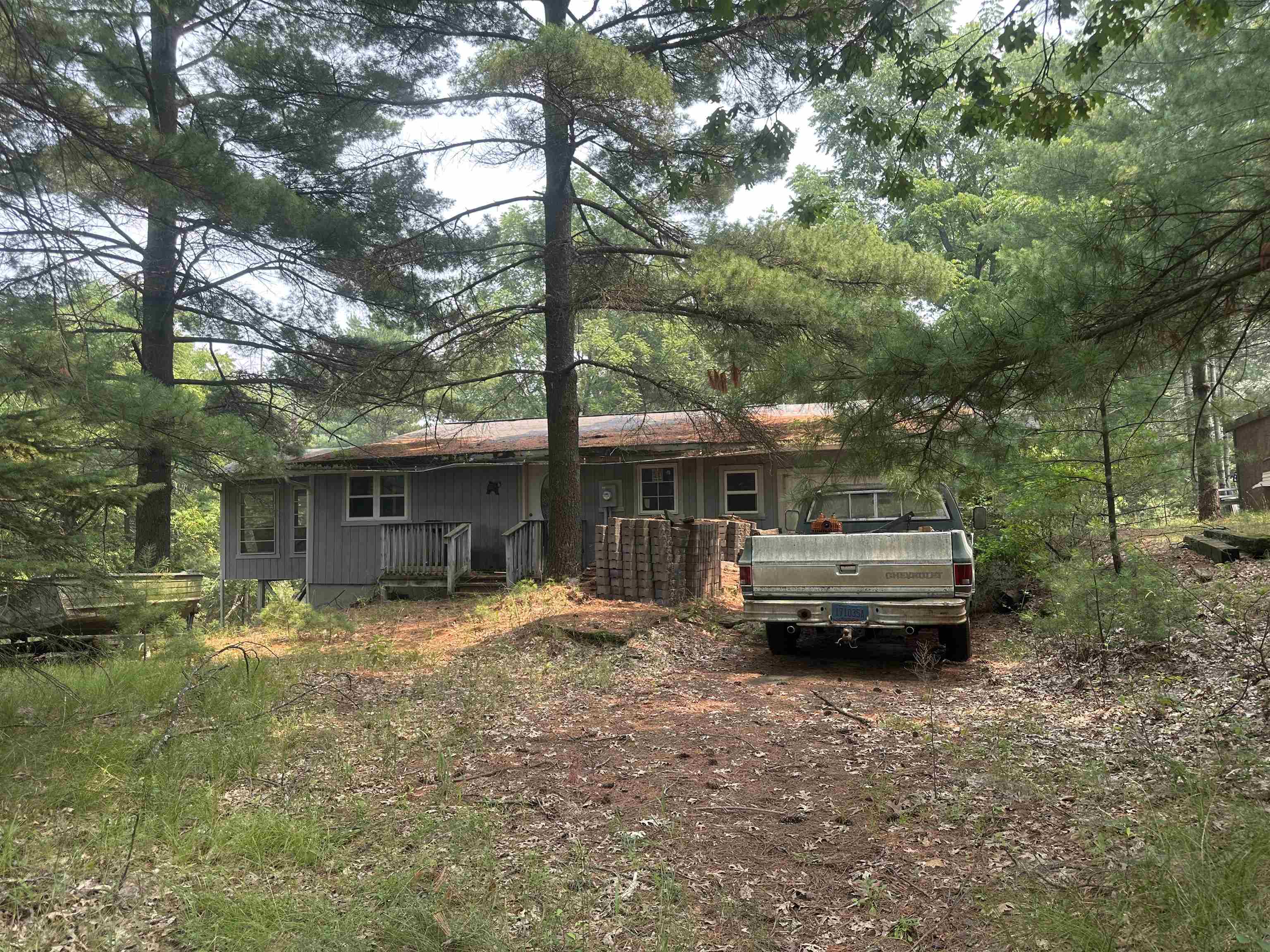 2046 Wood Street — photo