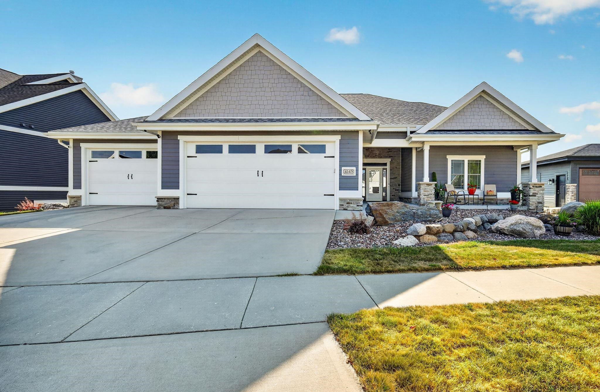 4149 Hanover Drive — photo
