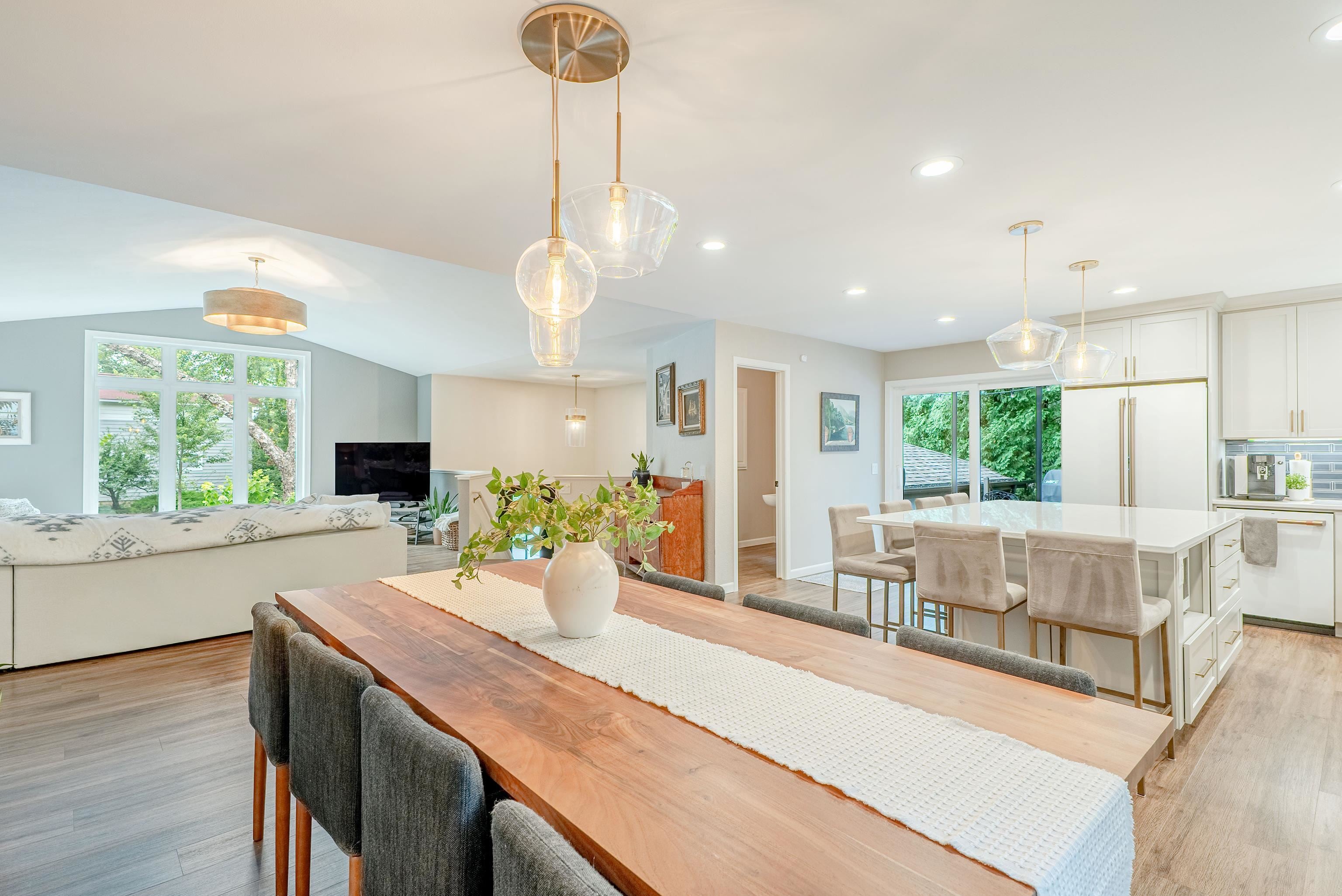 5405 Greenleaf Drive — photo