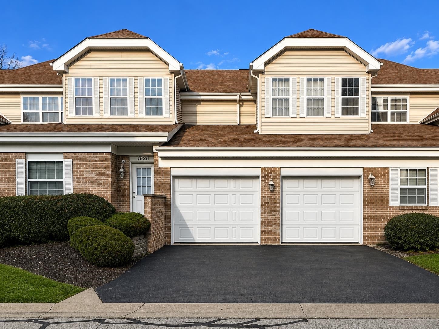 1628 White Oak Trail — photo