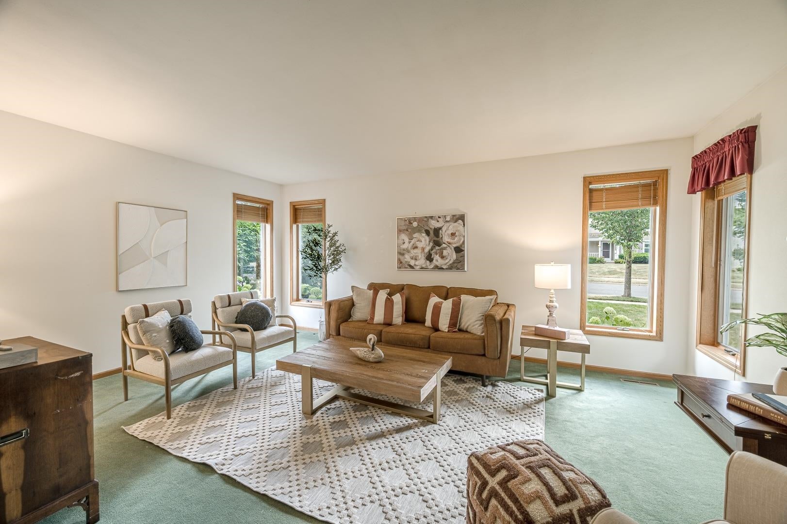 321 Sauk Creek Drive — photo