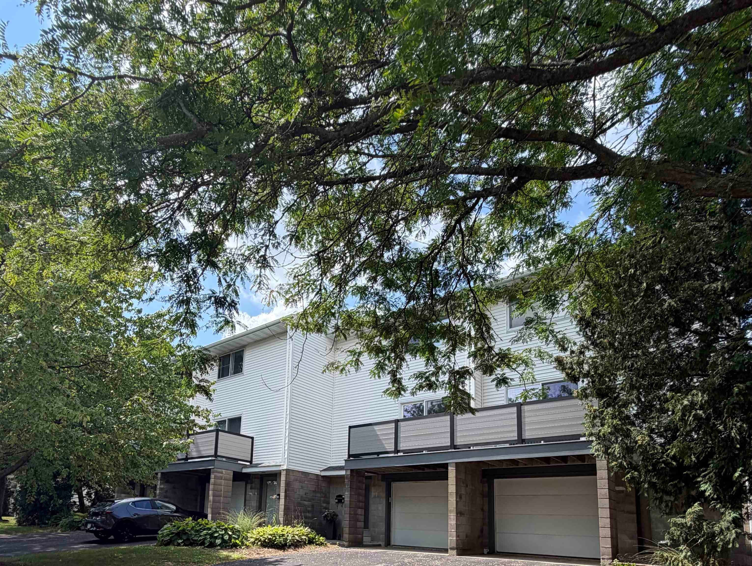 401 Melody Lane B — photo