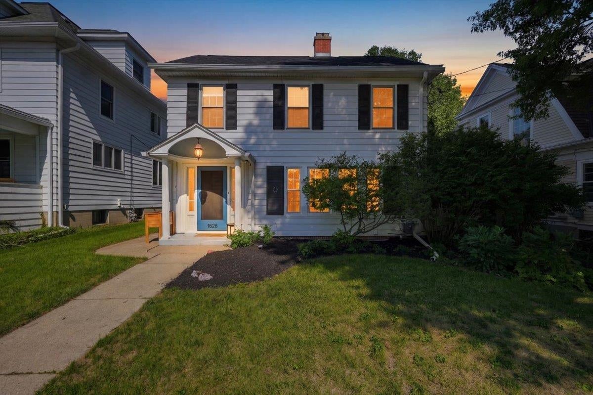 1626 Madison Street — photo