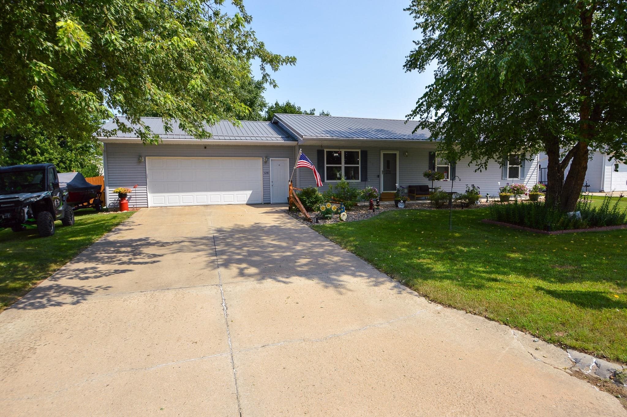 128 Wildwood Court — photo