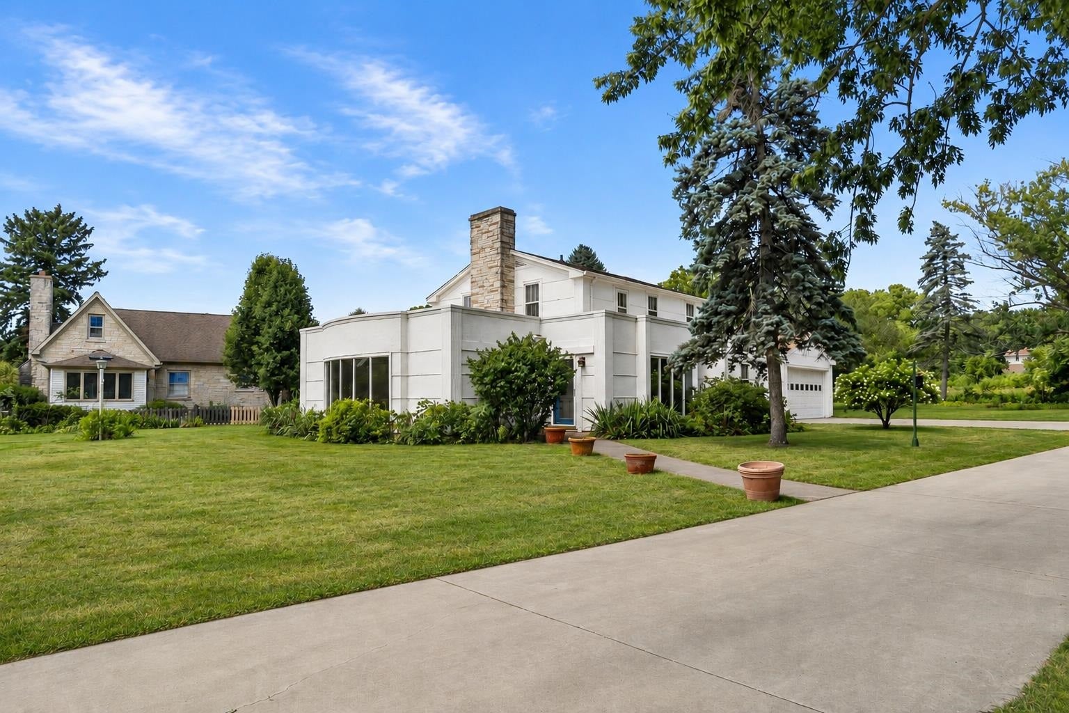 1214 Riverside Drive — photo