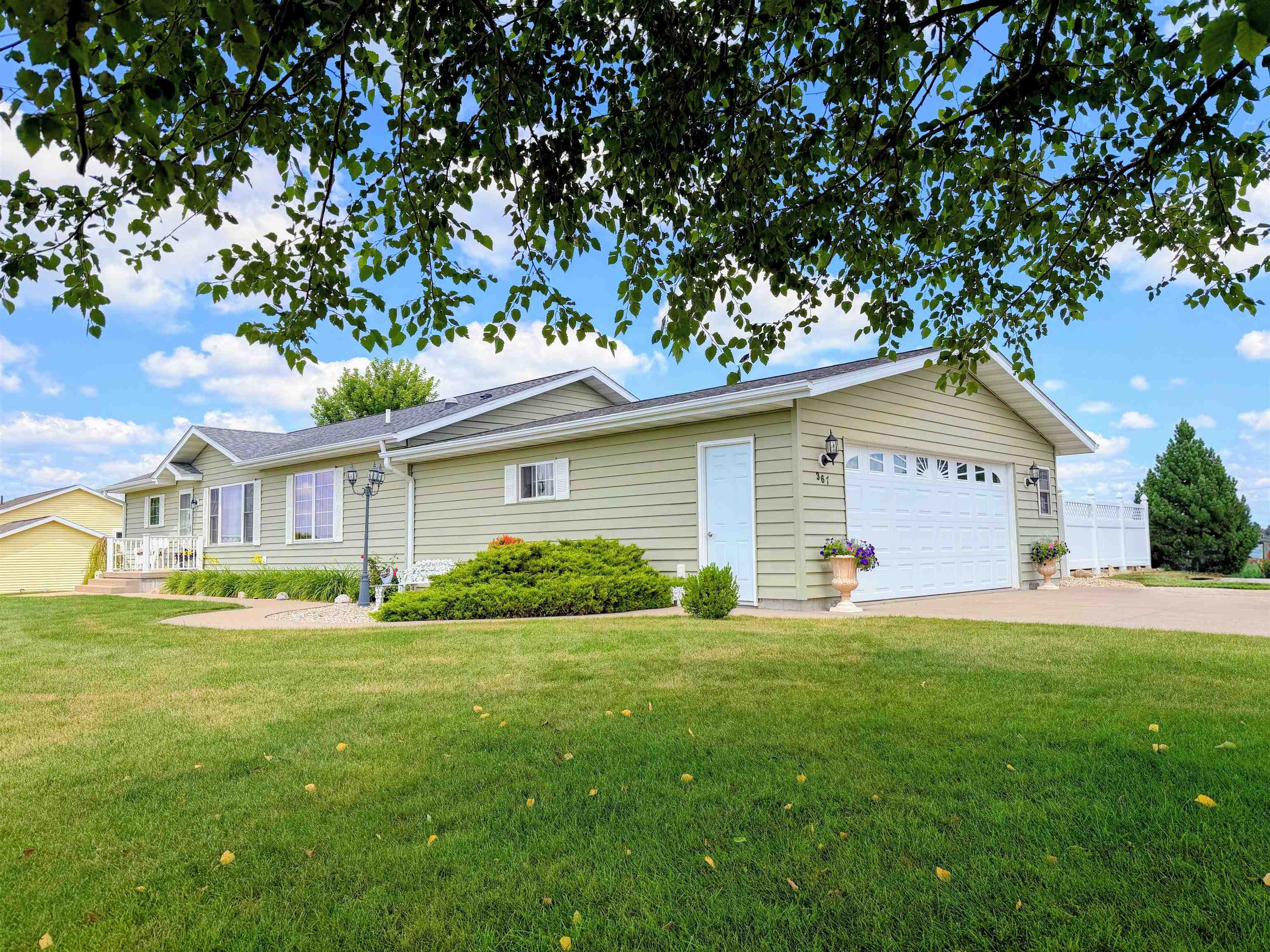 367 Highpointe Loop — photo