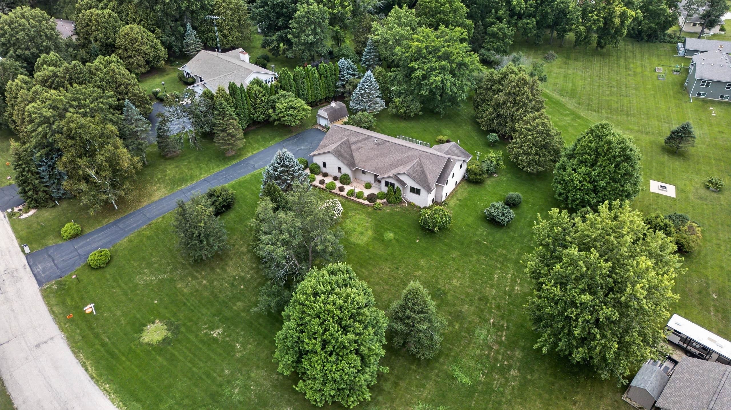 5701 N Ridge View Drive — photo