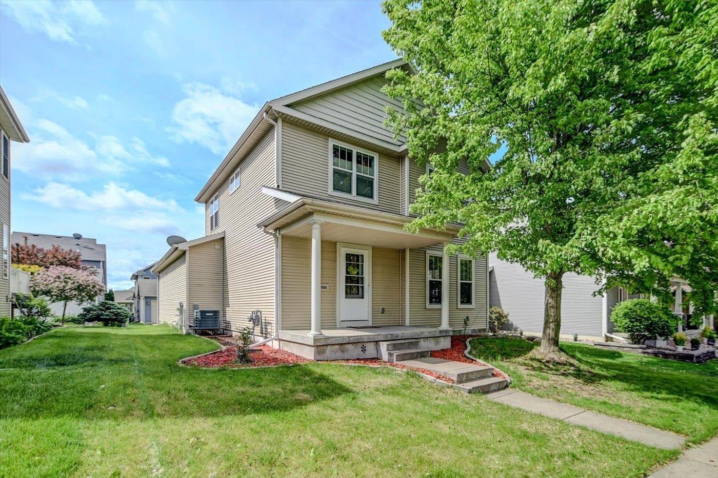 9305 Briar Haven Drive — photo