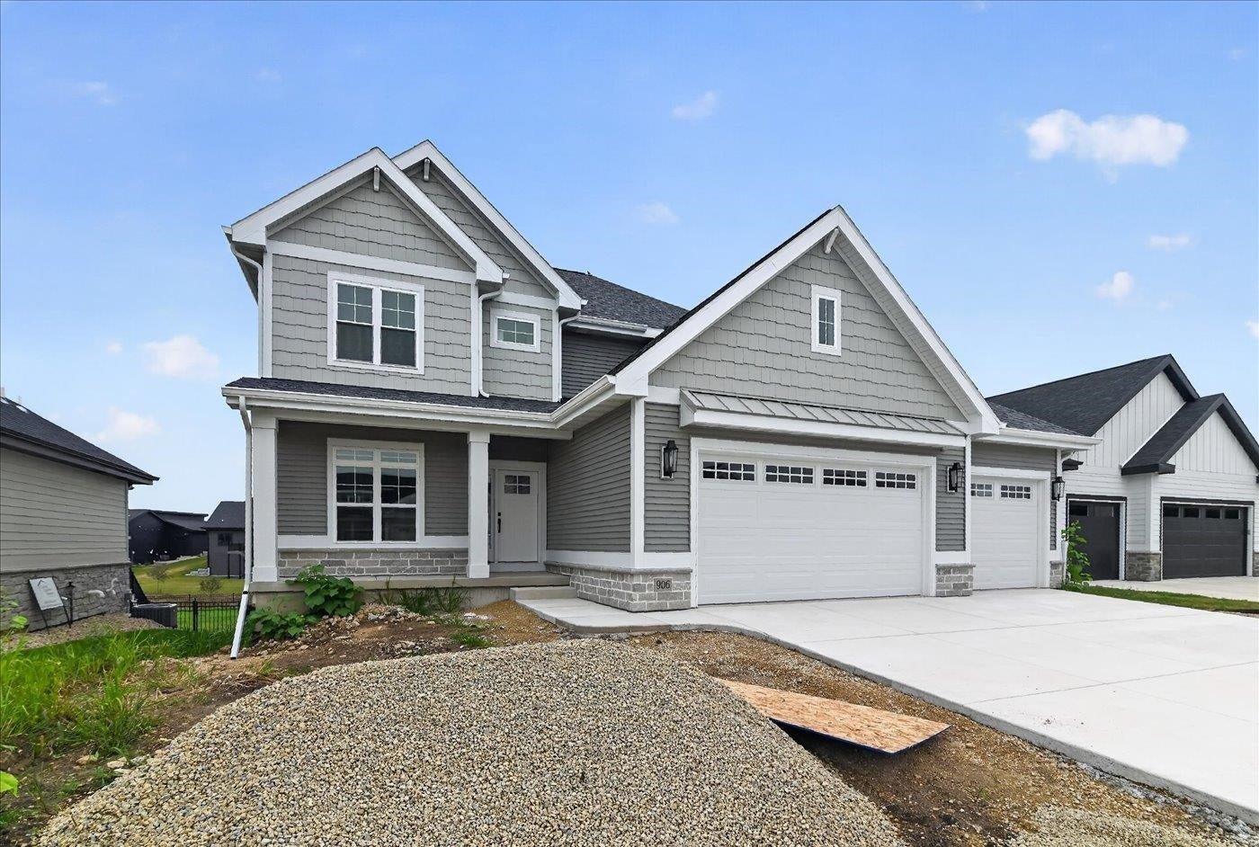 906 Travis Larson Court — photo