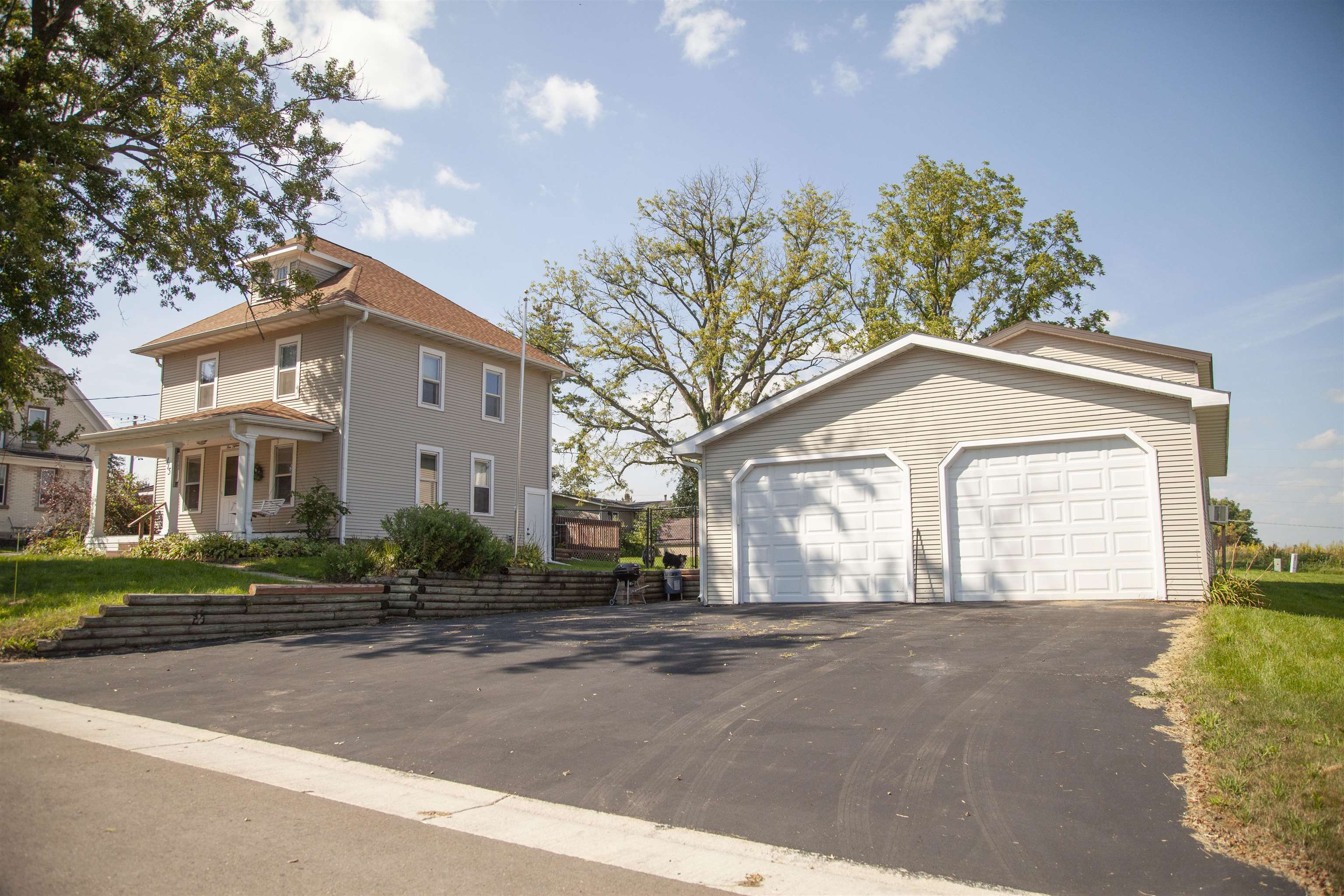 115 W Wilson Street — photo