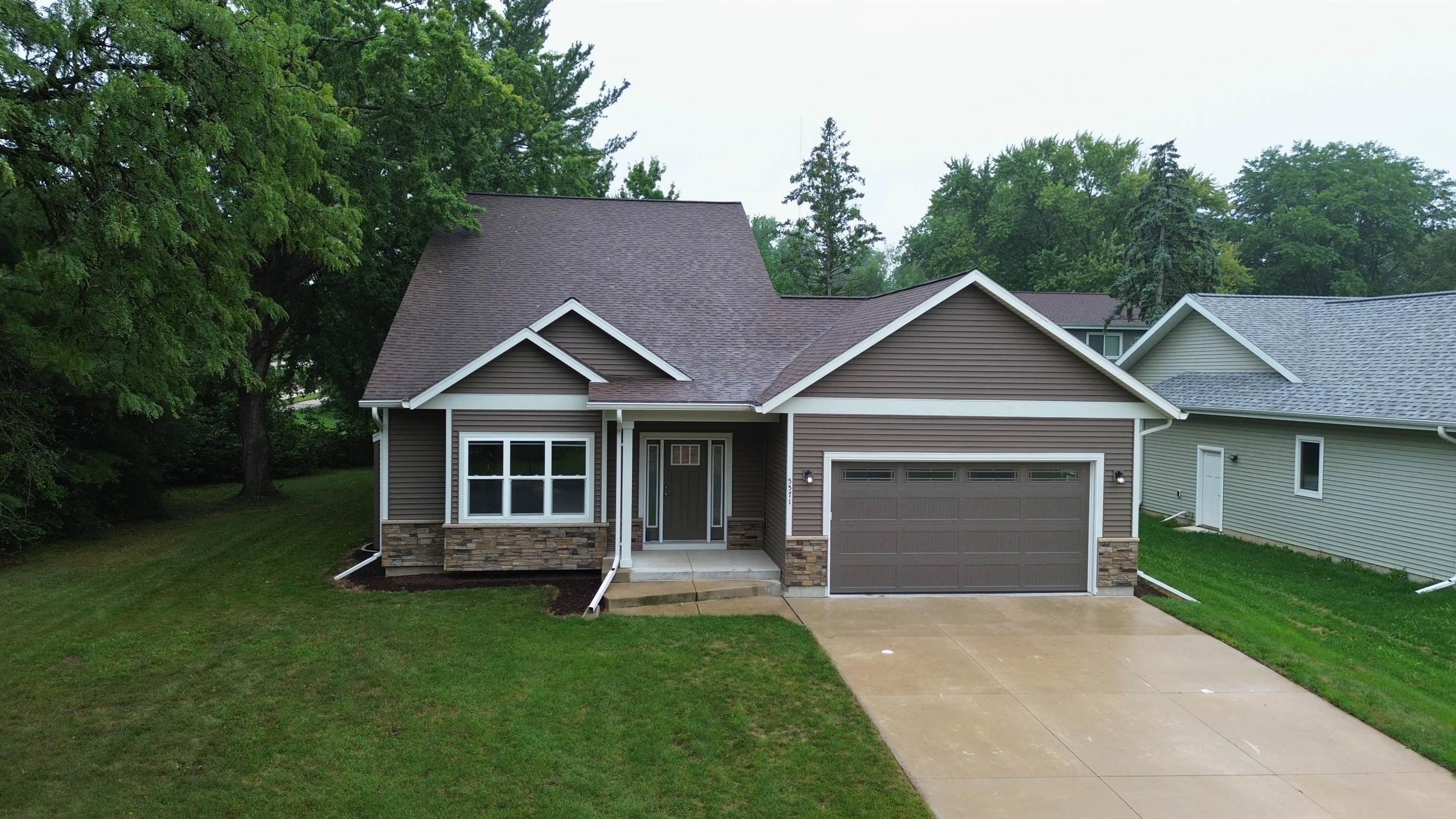 5571 Cheryl Drive — photo