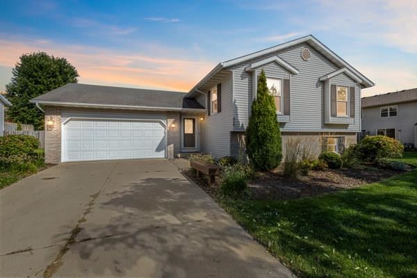 829 Edgemore Drive — photo