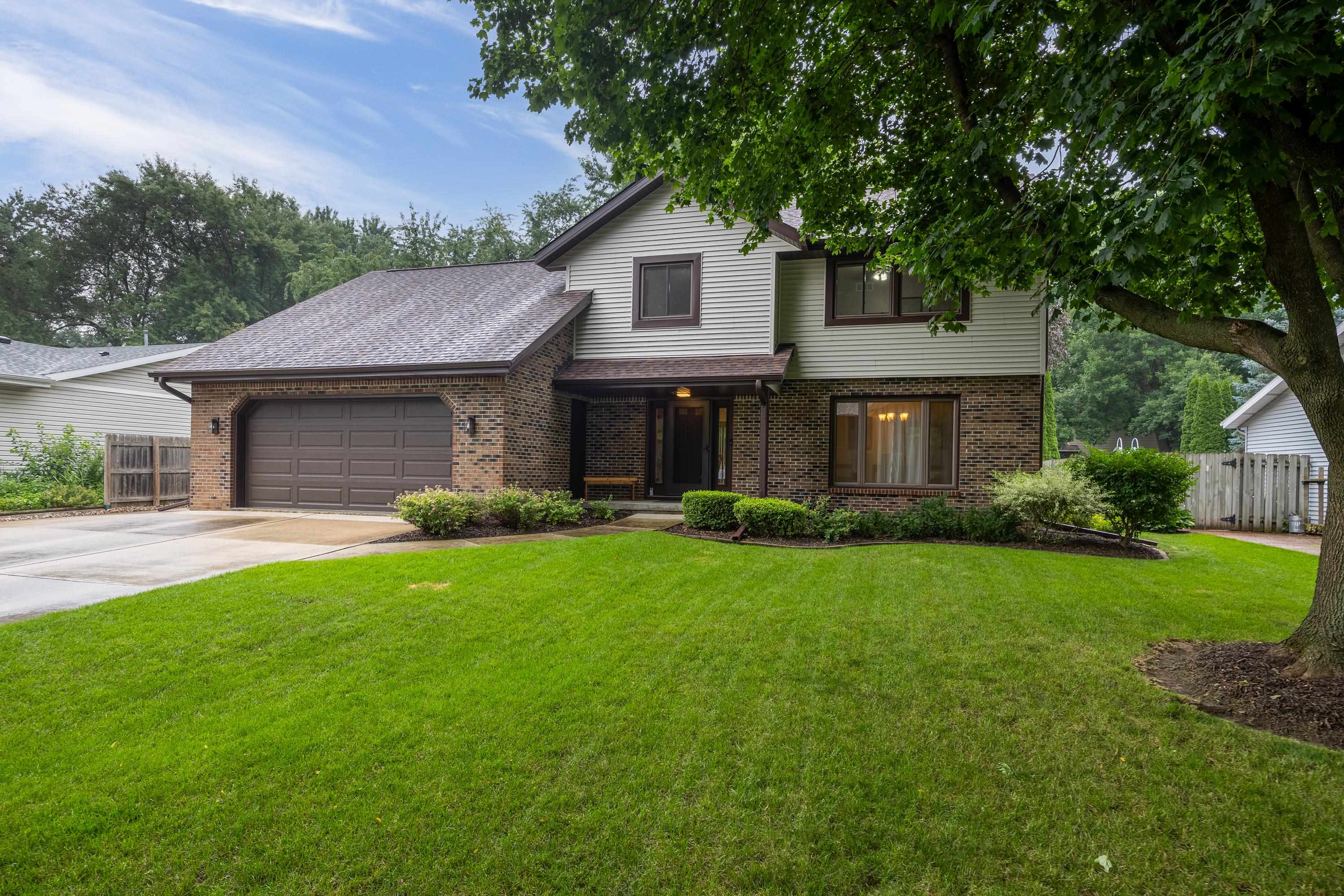 101 Coach House Drive — photo
