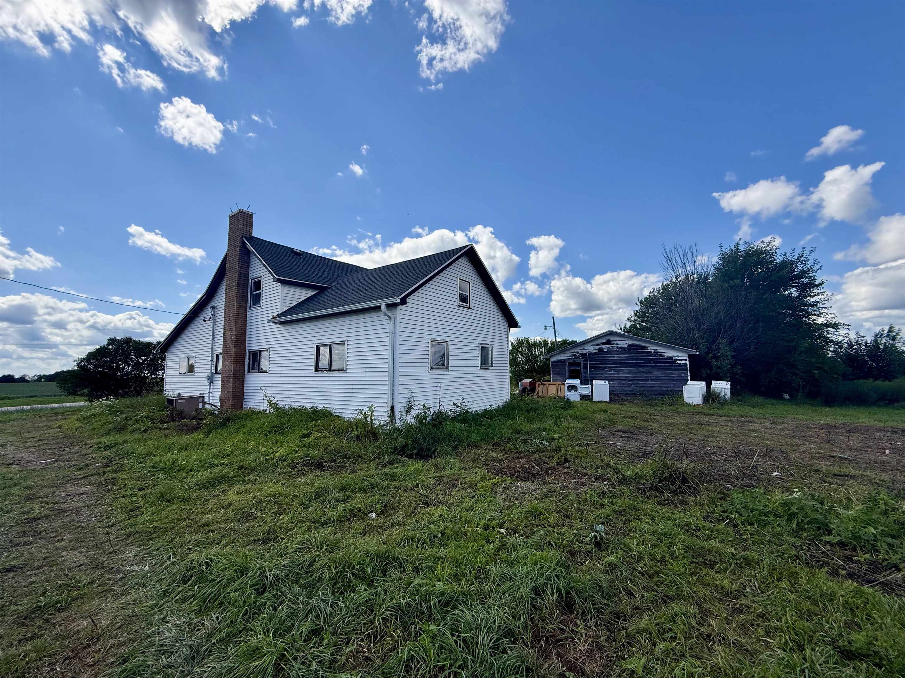 W7480 State Rd 39, York, WI 53574 — photo 3