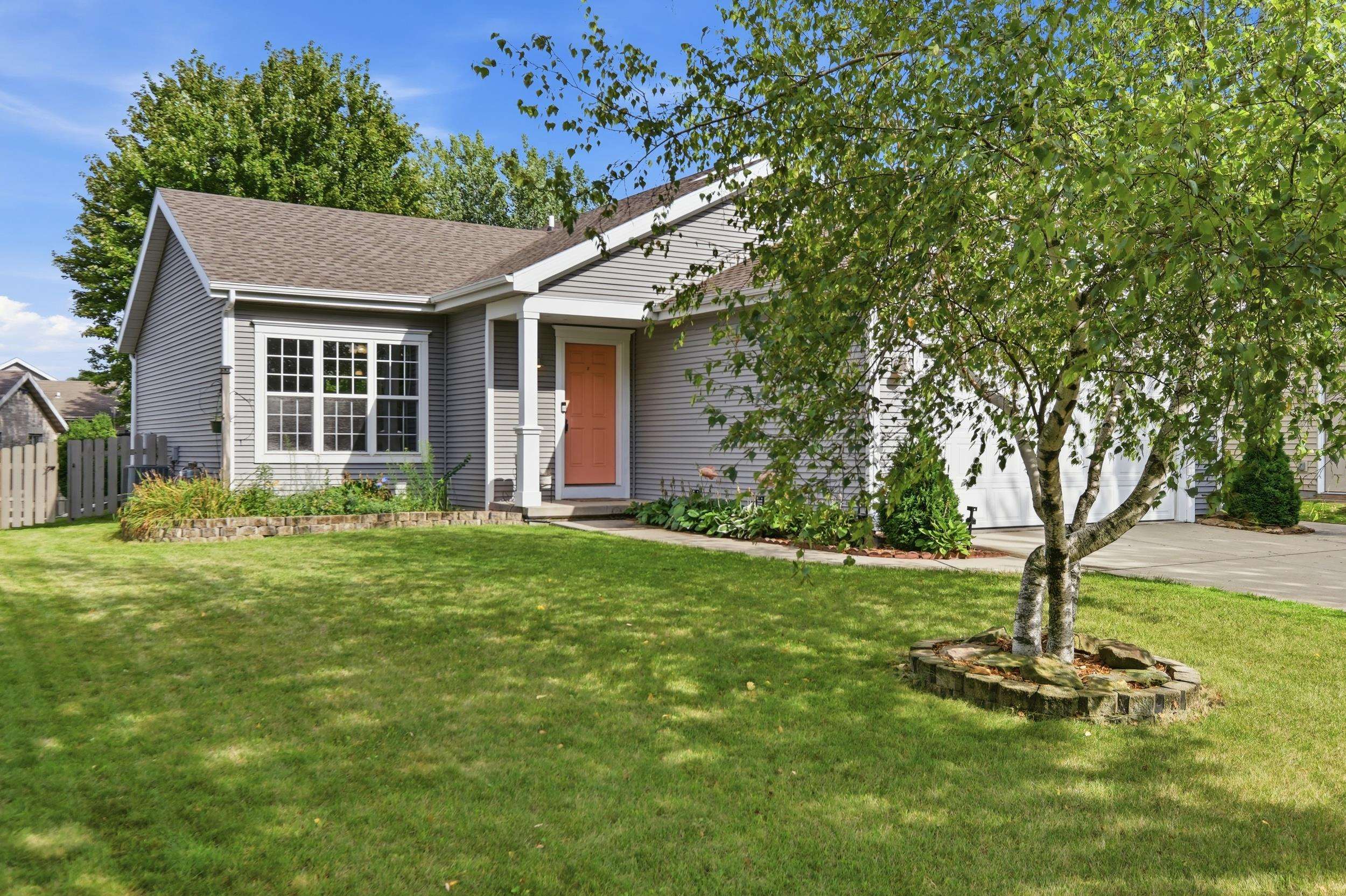 7545 East Pass — photo