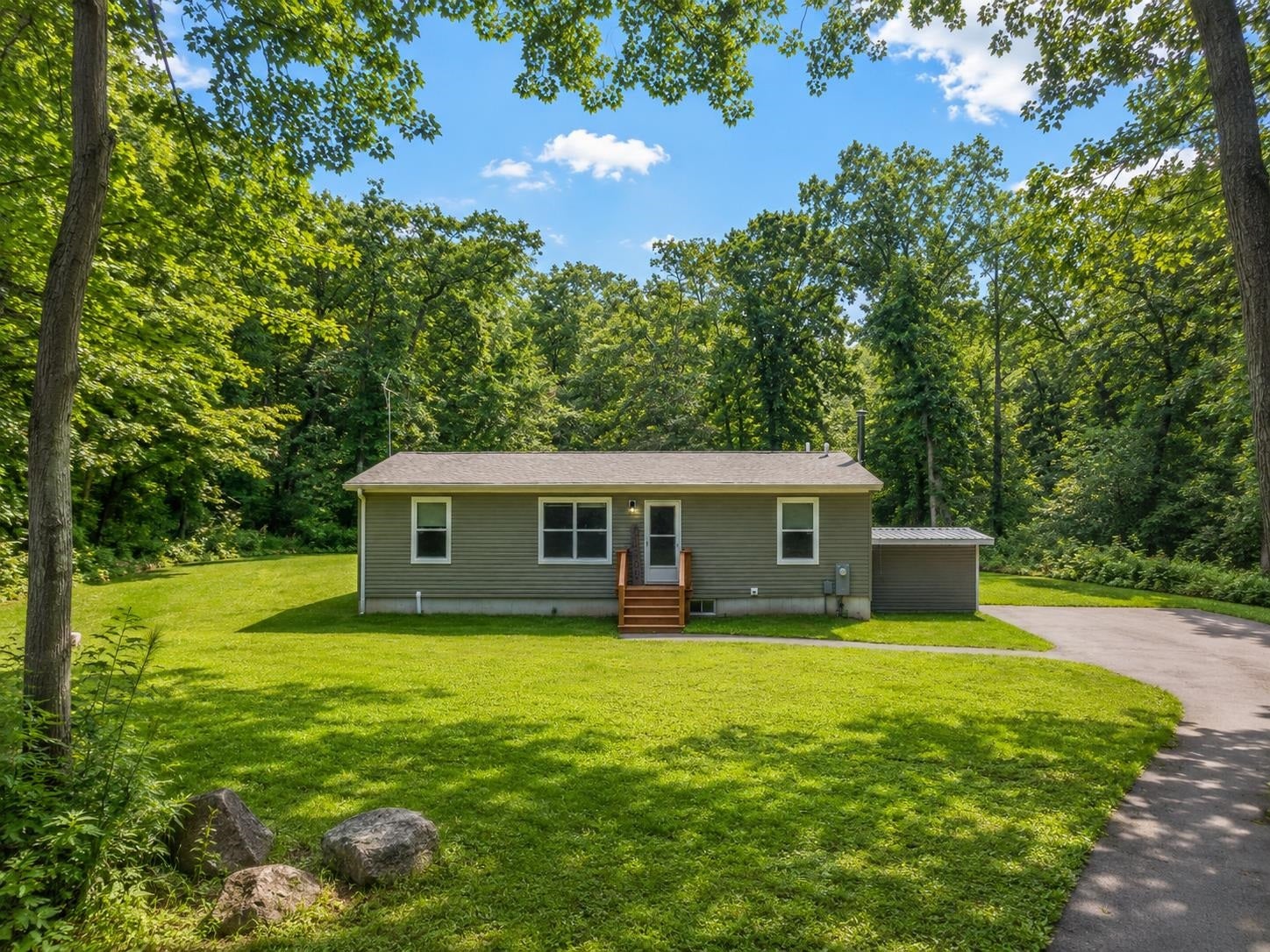 S3040 E Fox Hill Road — photo