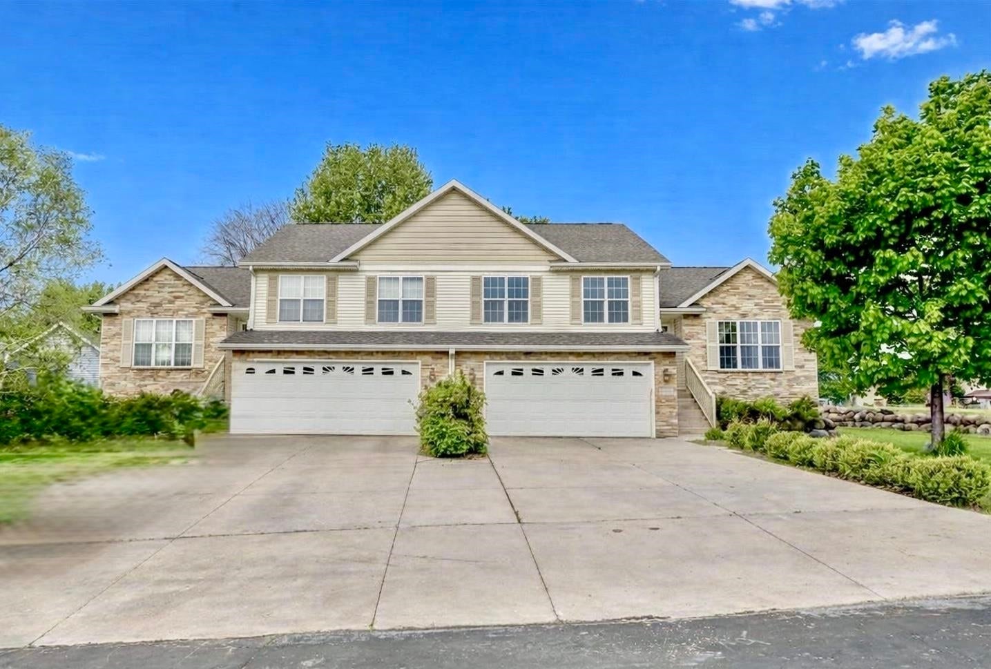 1002 Severson Drive — photo
