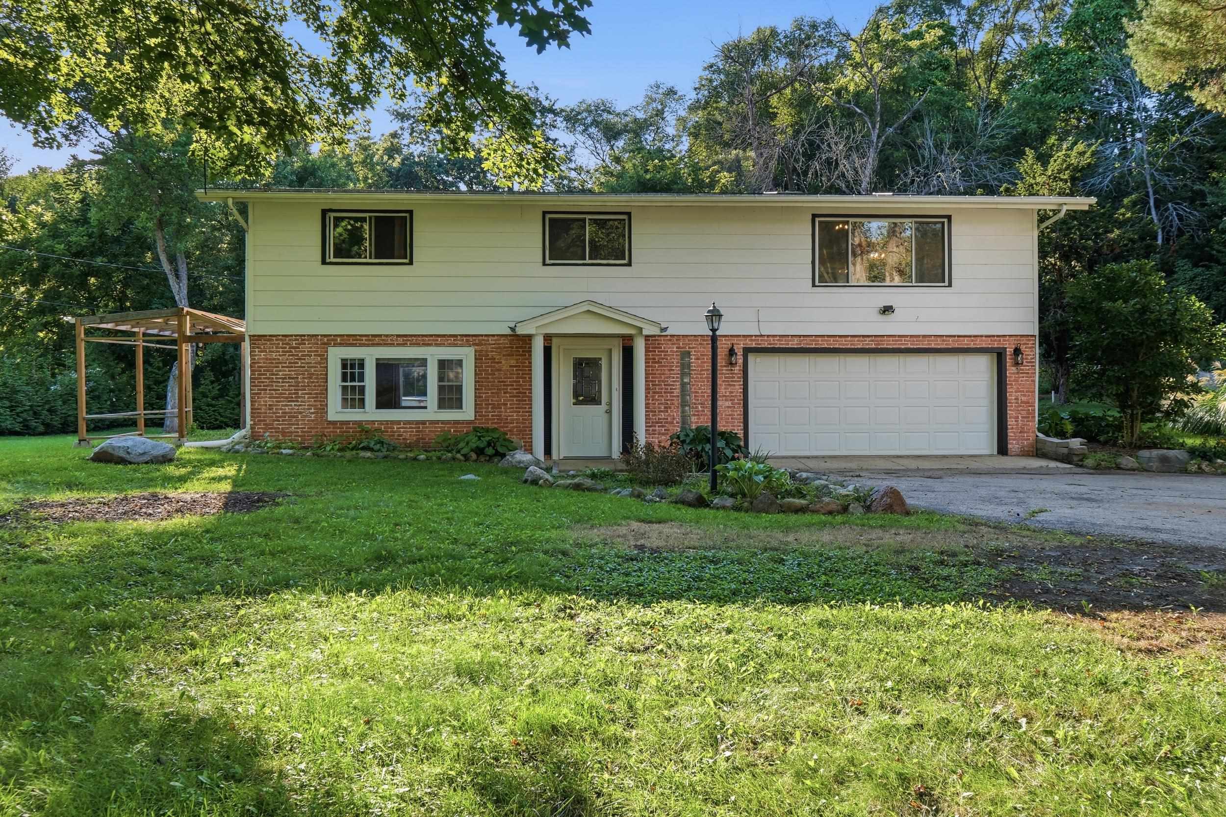 121 Seminole Drive — photo
