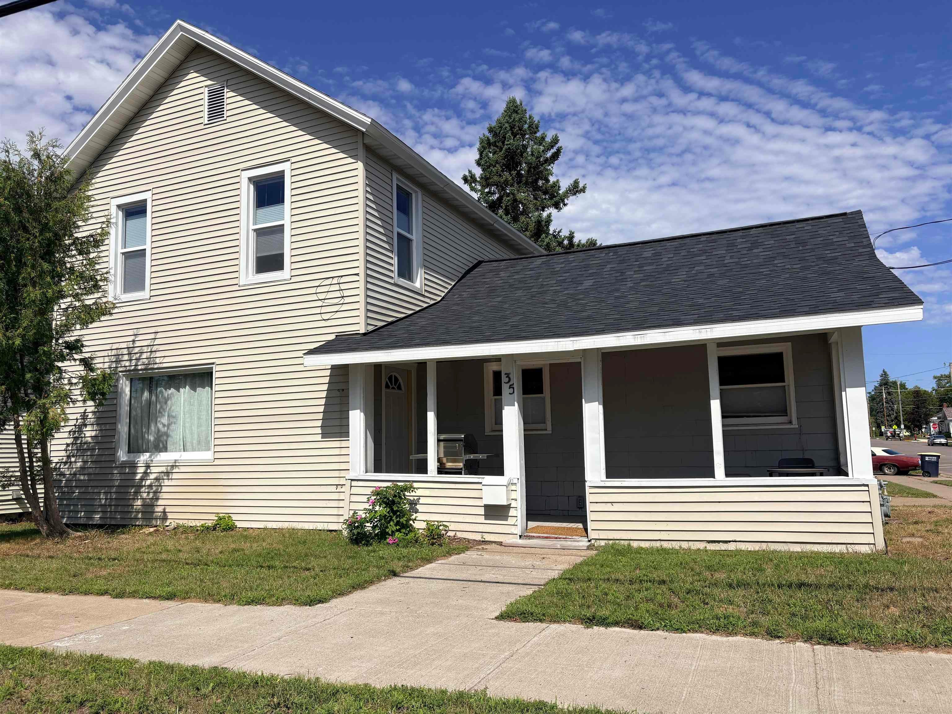 35 E Randall Avenue — photo