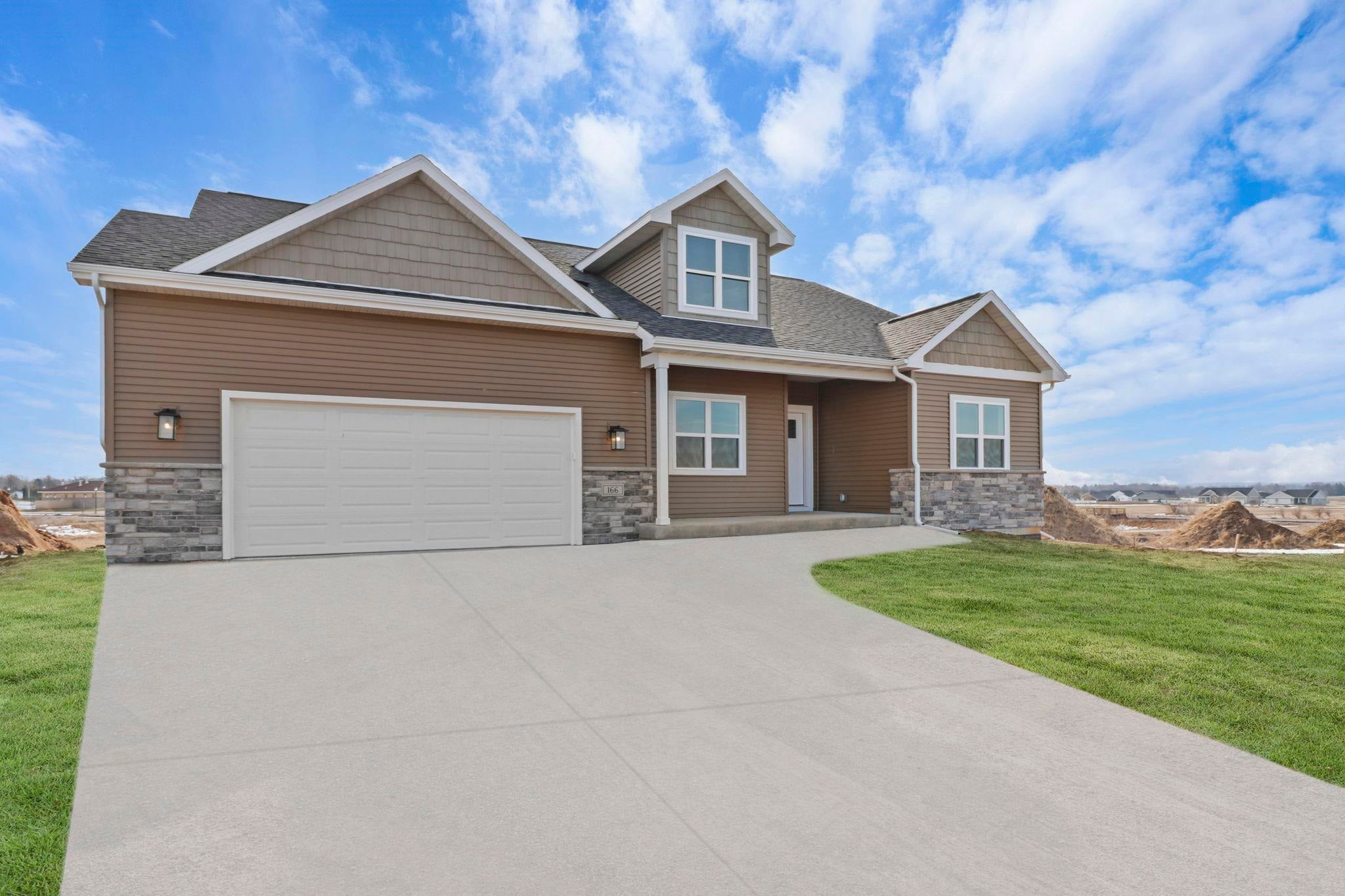 257 Hawks View Drive — photo