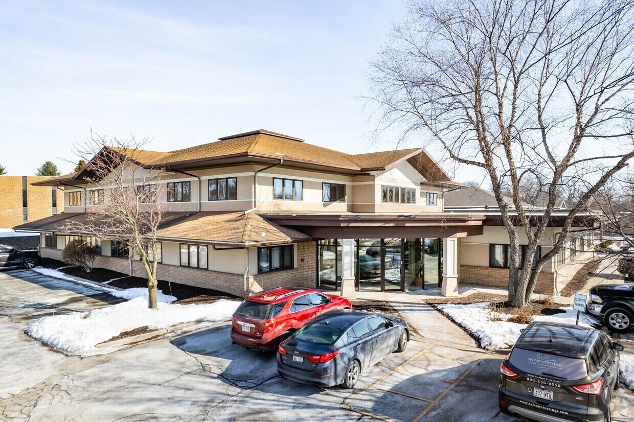 2960 Triverton Pike Drive — photo
