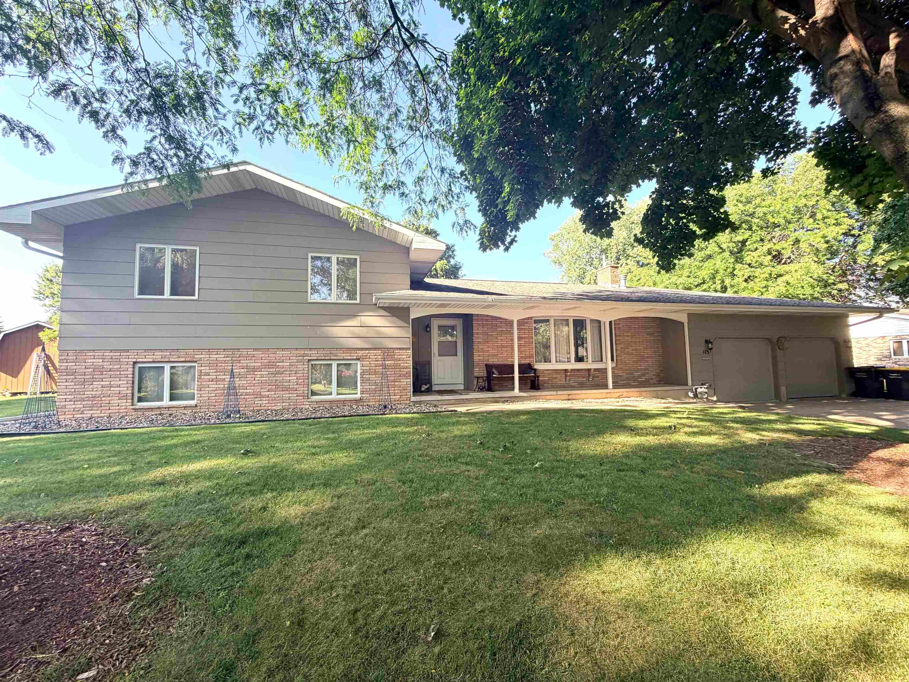 115 View Street — photo