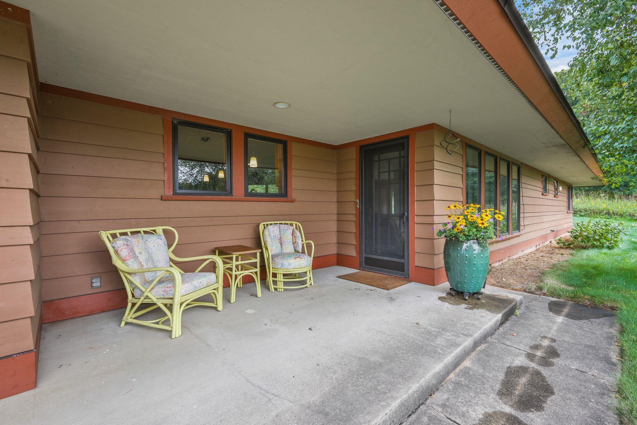 W2805 Pine Ridge Court, Exeter, WI 53508 — photo 3