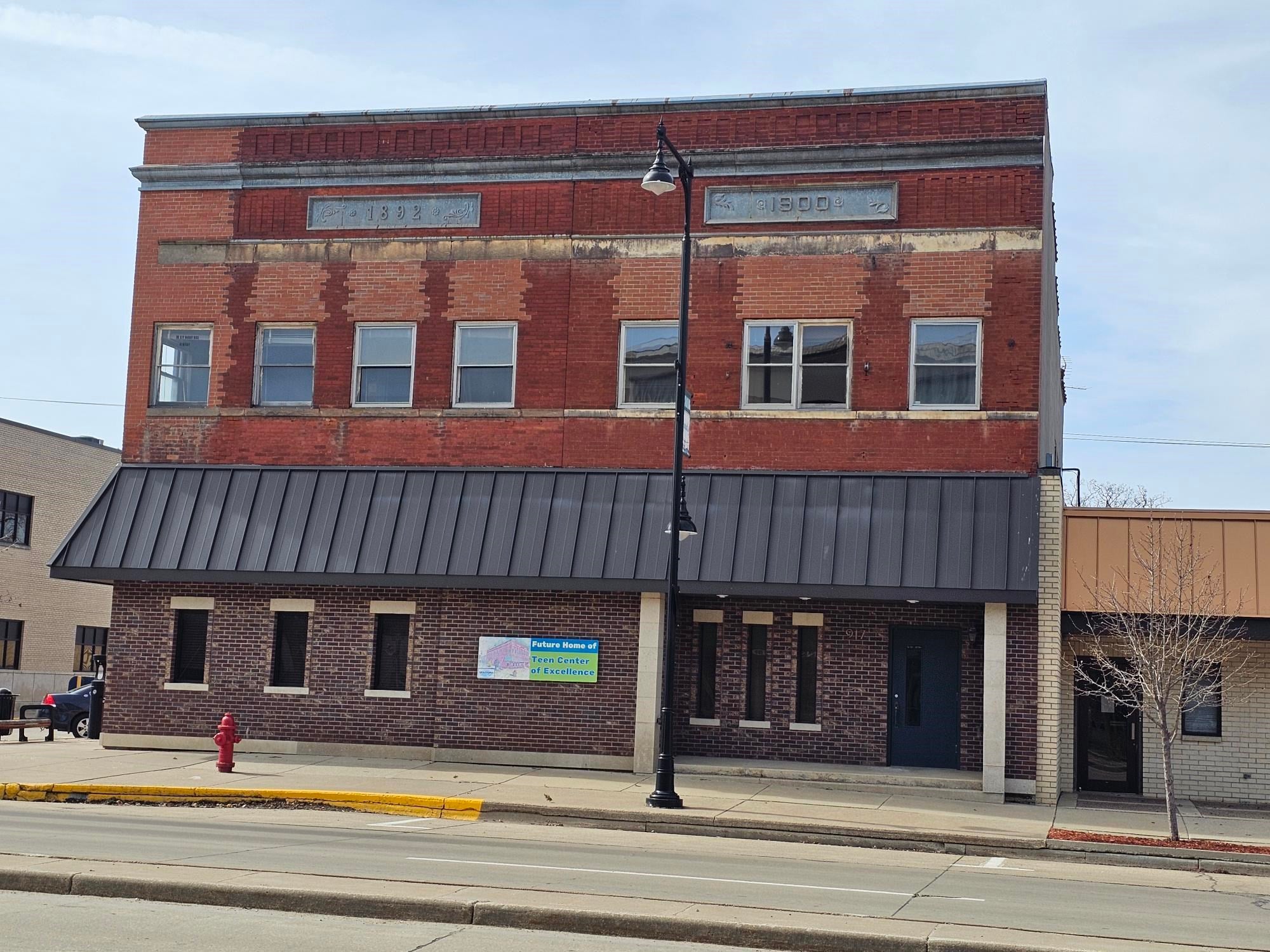 917 Superior Avenue — photo