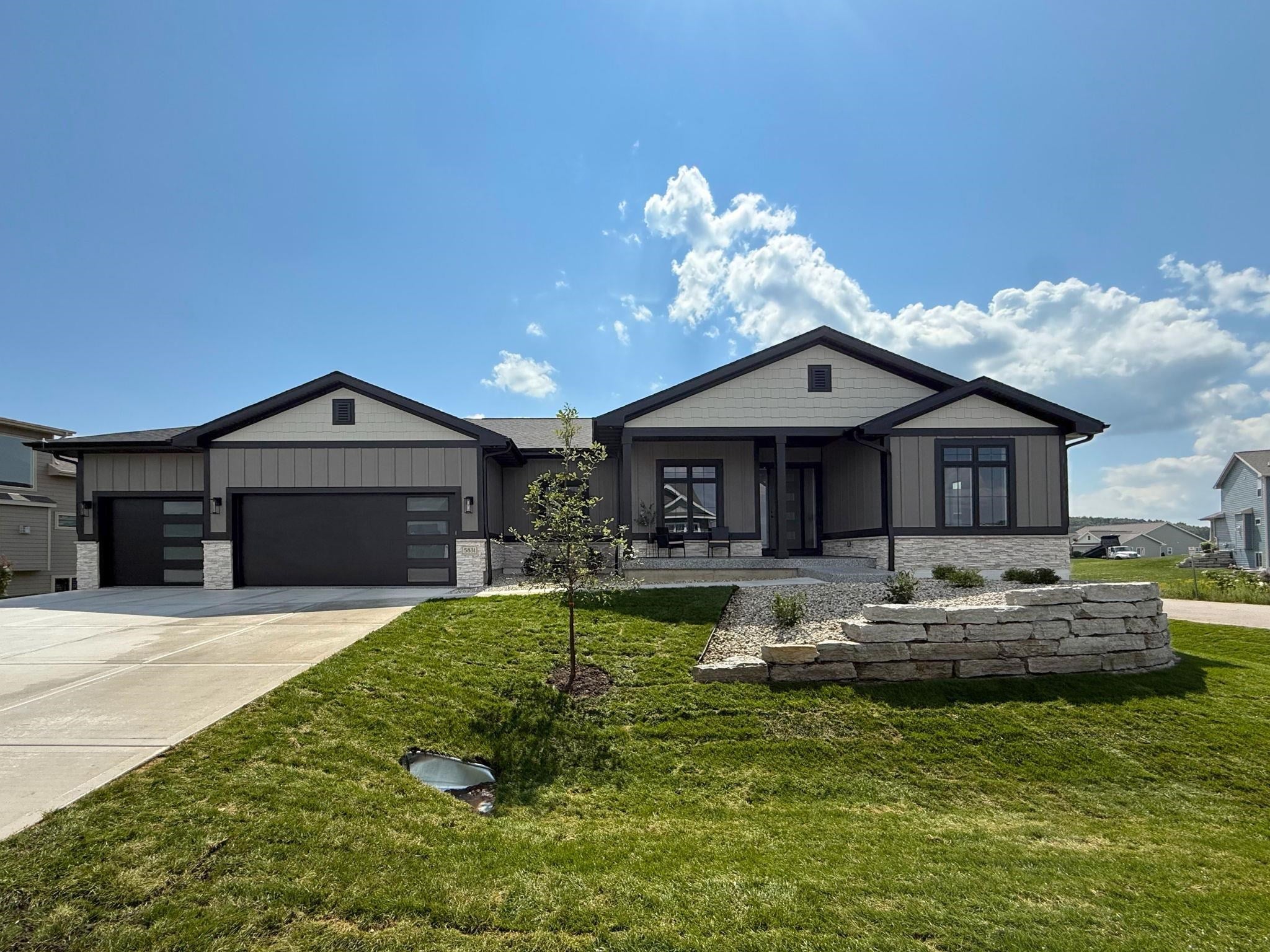 5831 Eagle Prairie Court — photo