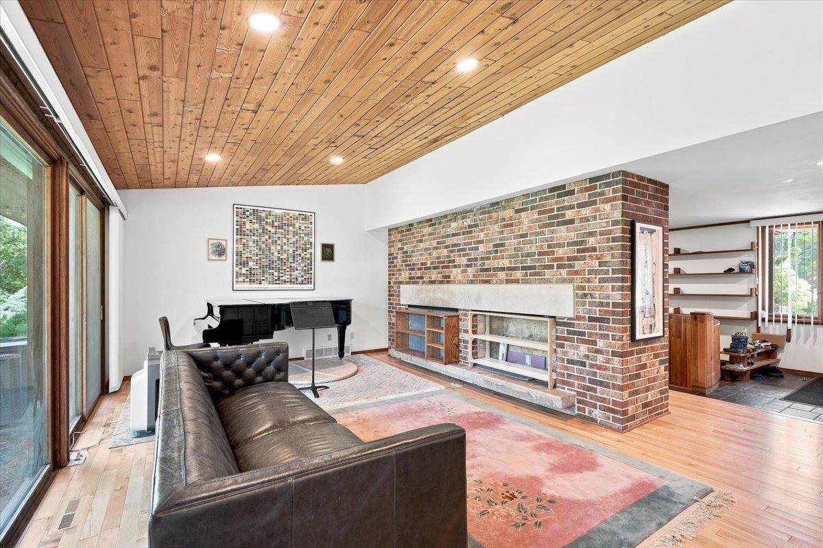 6402 Inner Drive, Madison, WI 53705 — photo 3