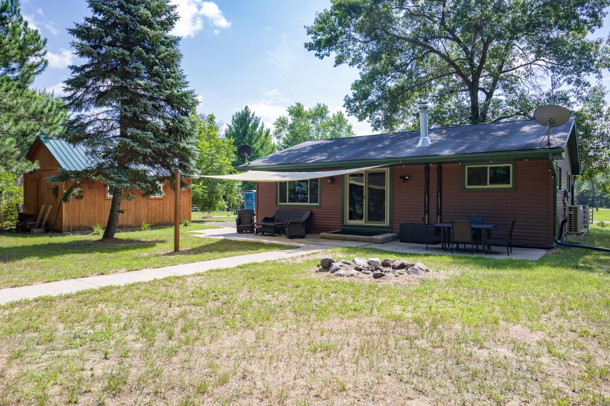 W5738 Evergreen Lane — photo