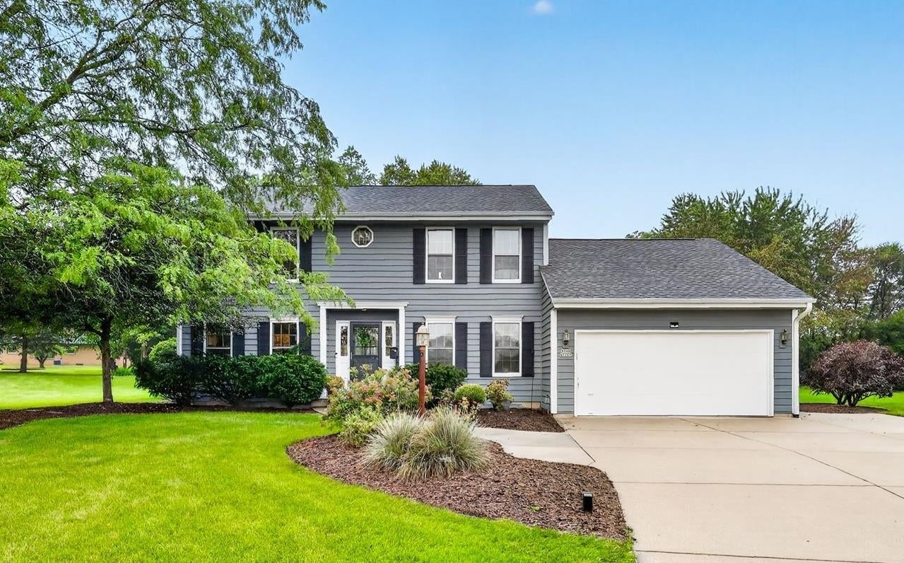 W148N7167 Terriwood Court — photo