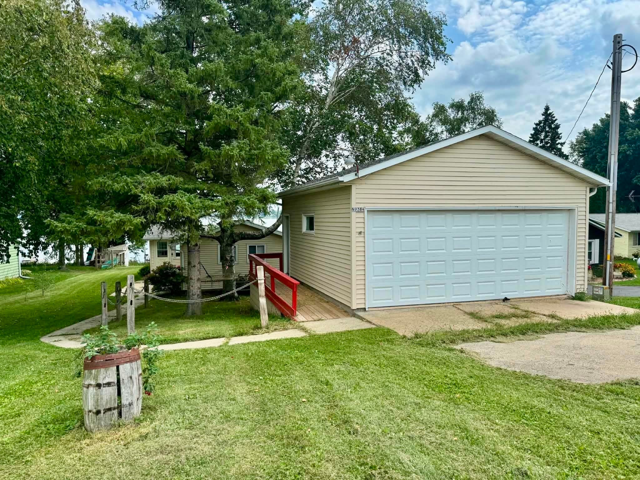 N9384 Idlehour Drive — photo