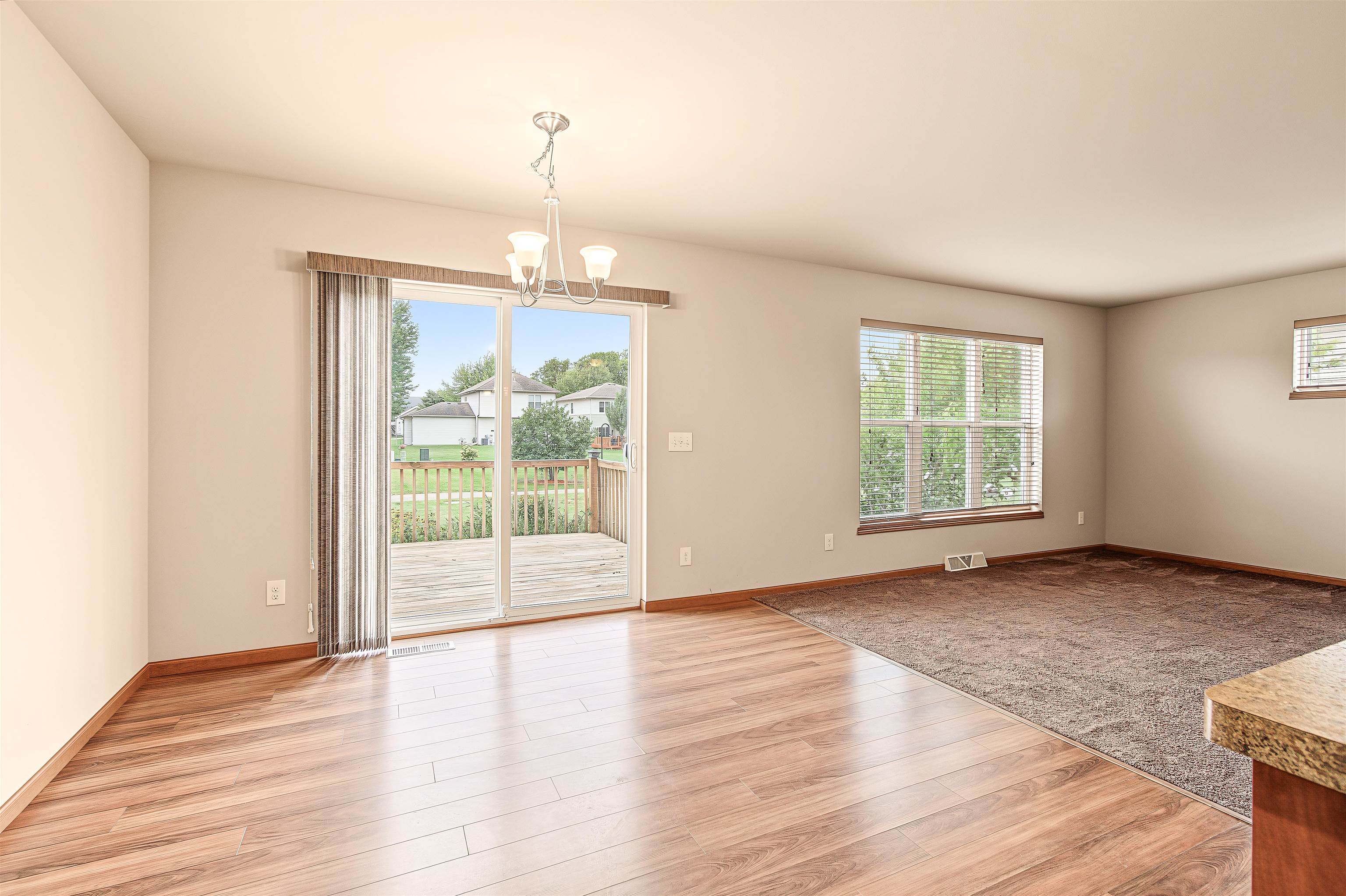 6115 Sledding Parkway — photo