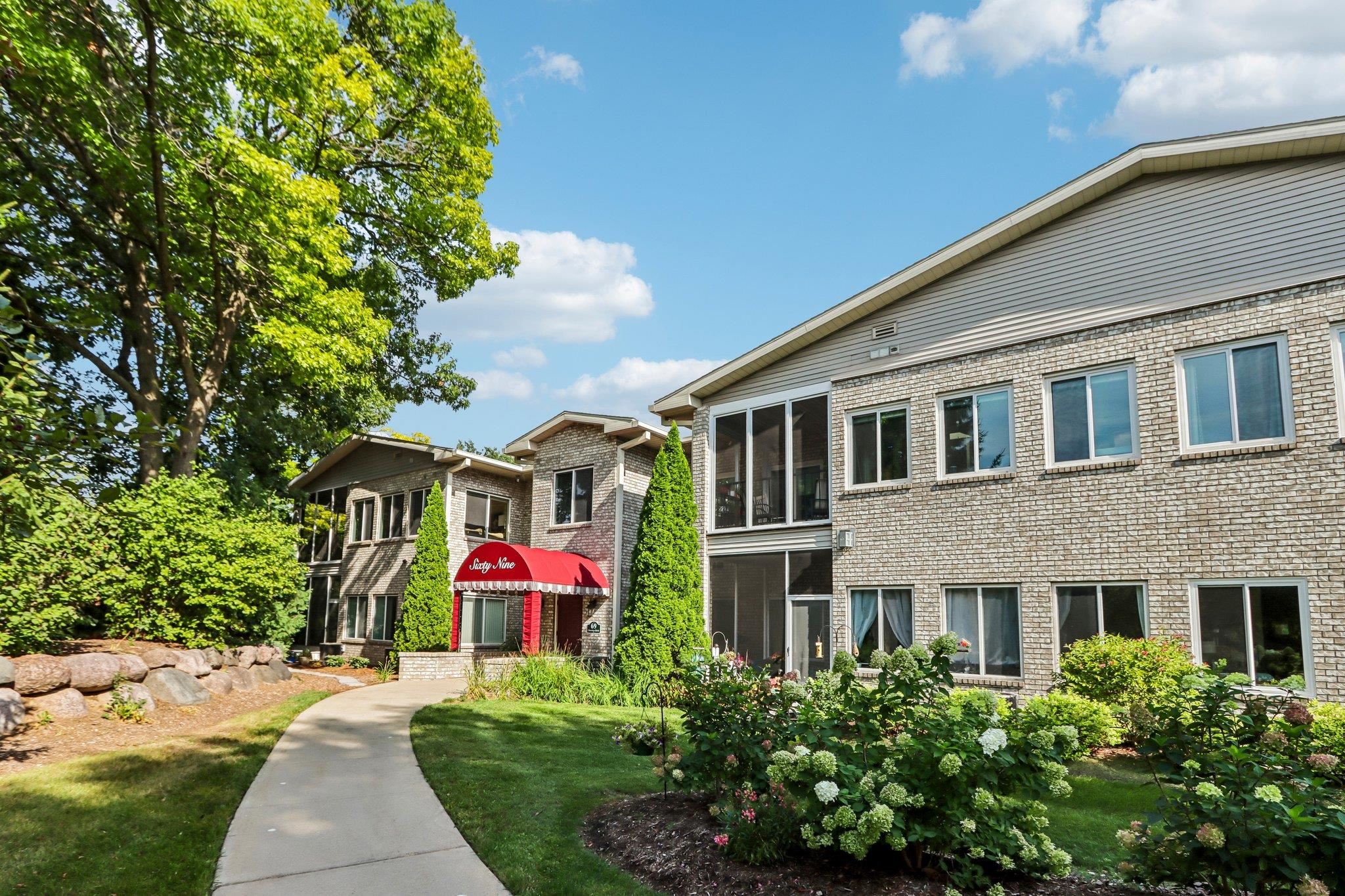 69 Cherokee Circle 103 — photo