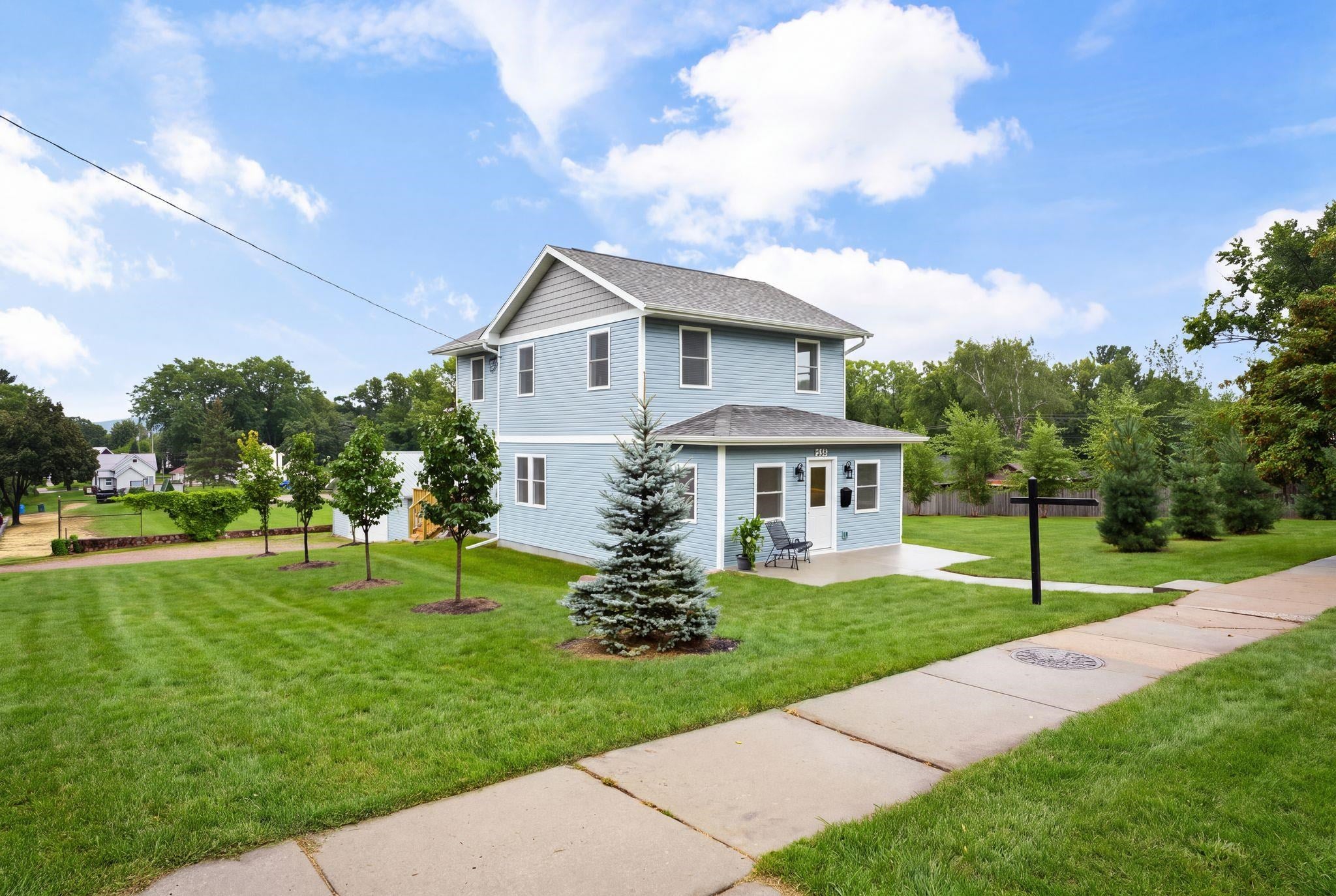 603 Walnut Street — photo
