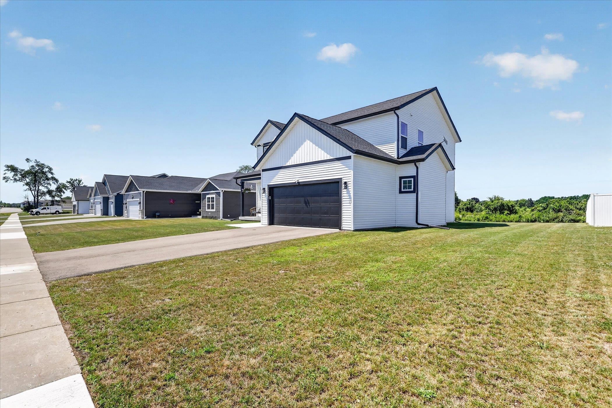3232 S Bartells Drive, Beloit, WI 53511 — photo 2