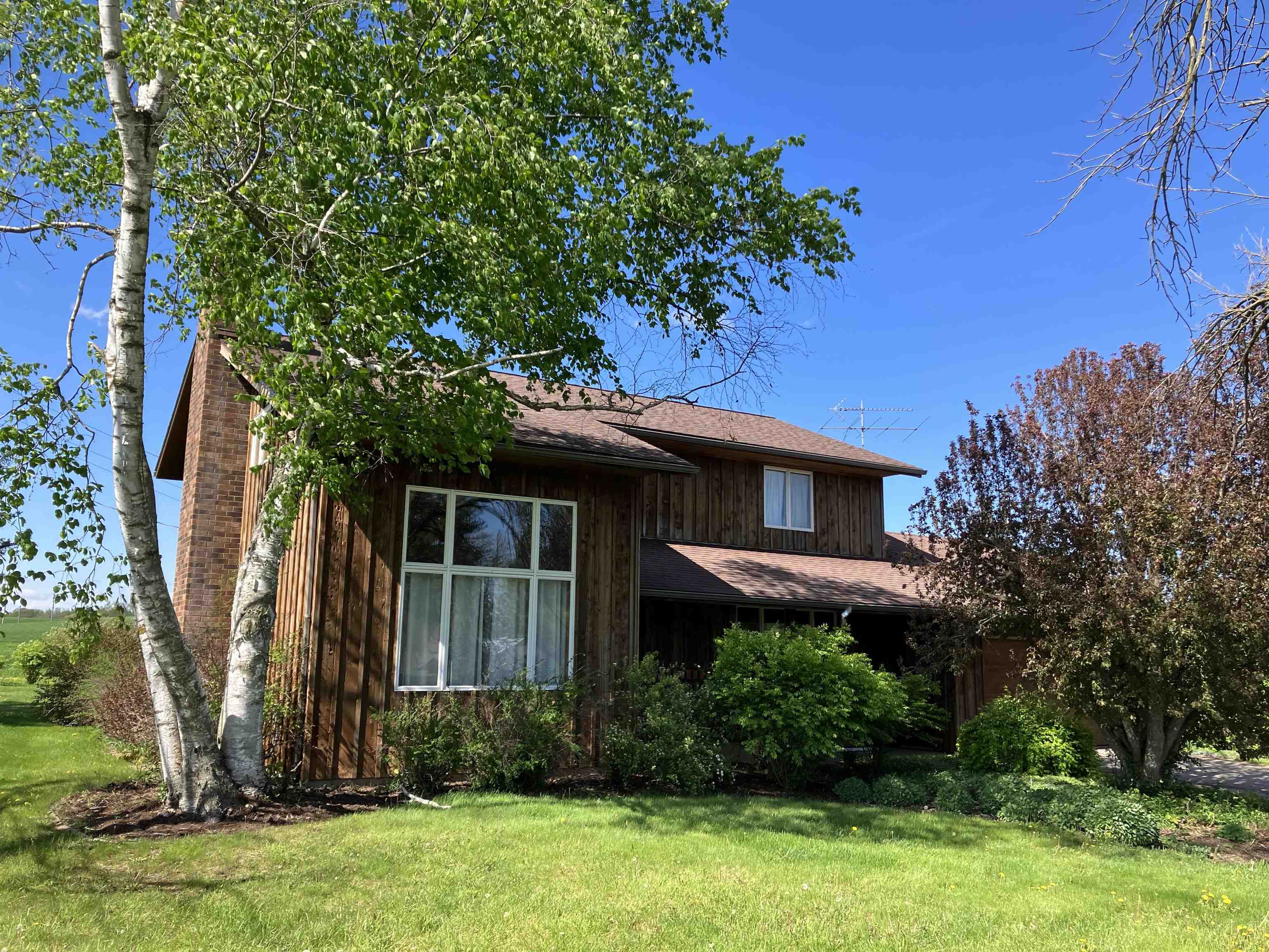 21008 County Hwy Q — photo