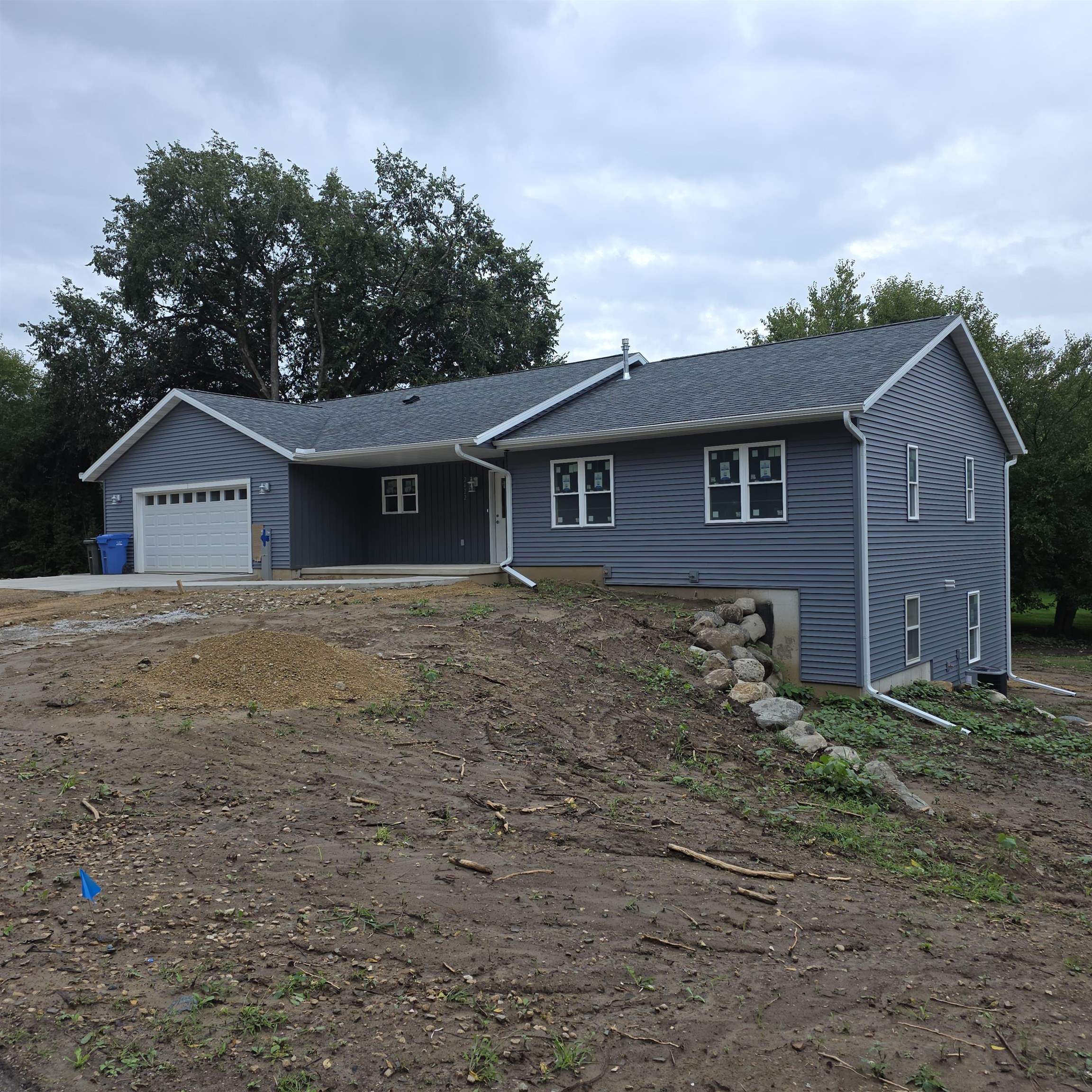 2422 East Hill Drive — photo