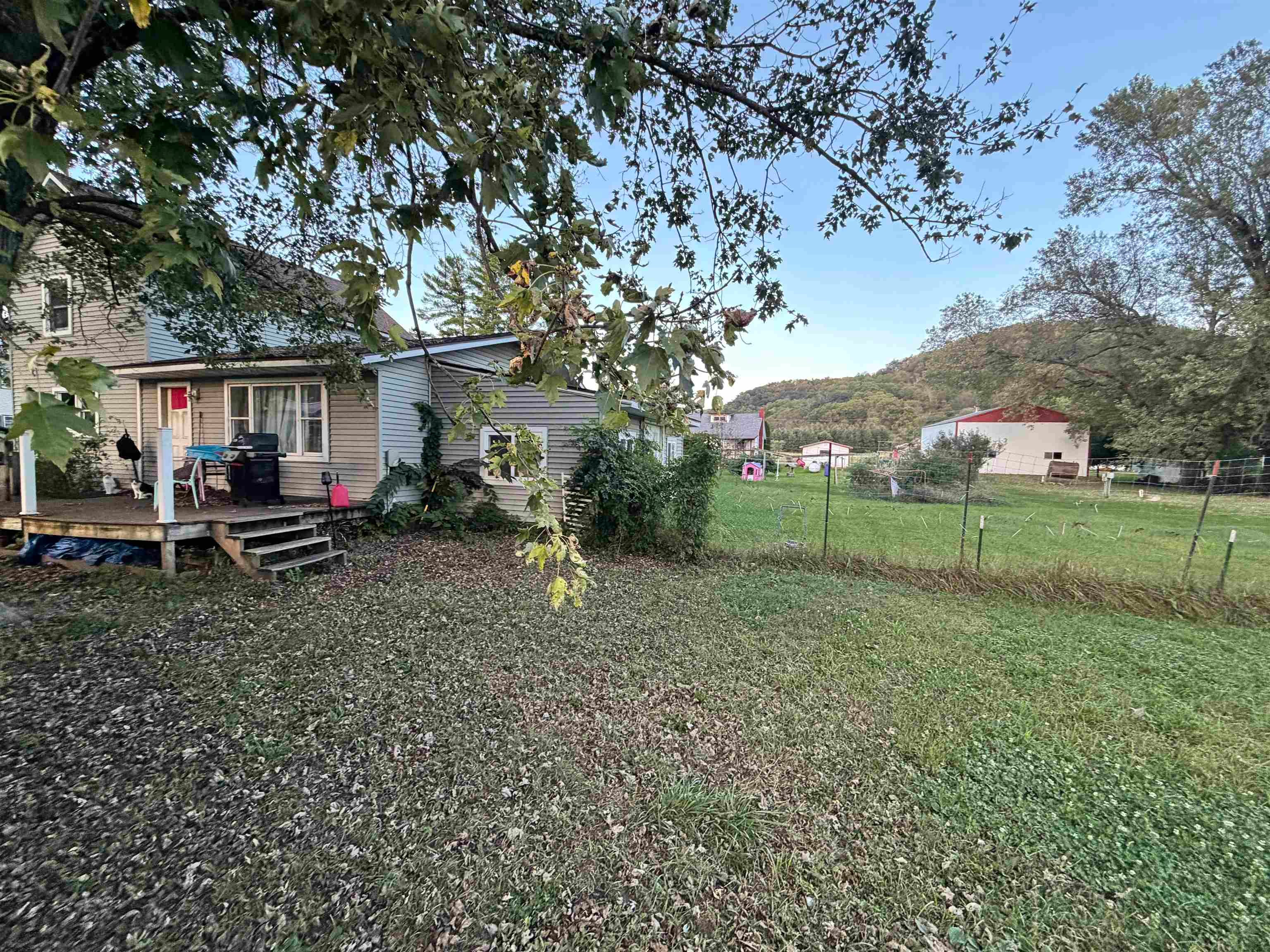 25303 Jefferson Street — photo