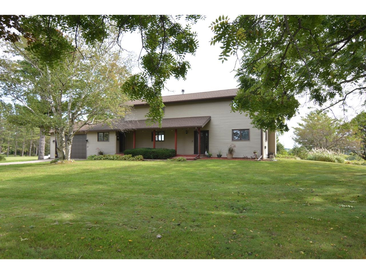 1890 County Road W — photo