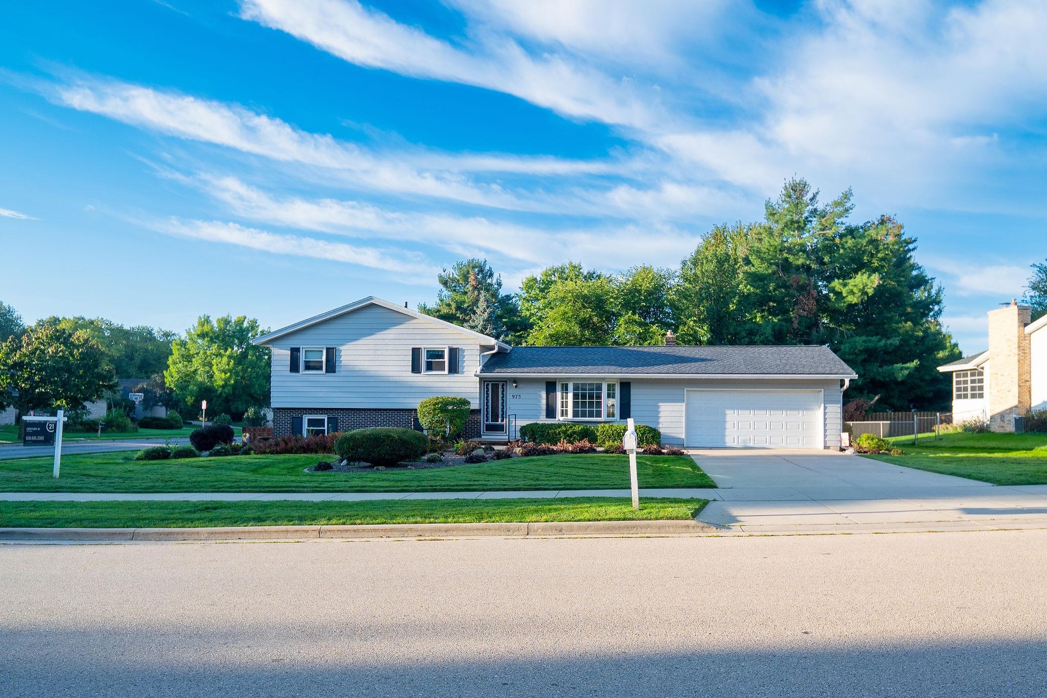 973 Harvest Lane — photo