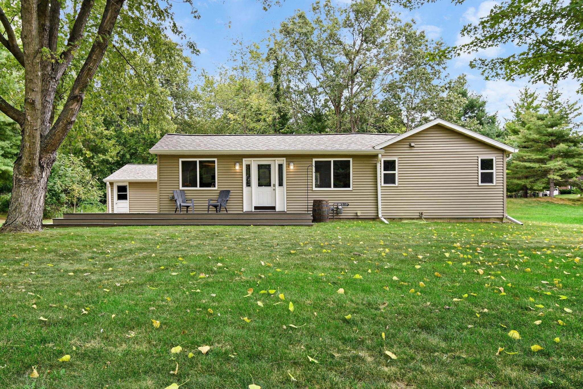 N2832 N Lake Point Drive — photo