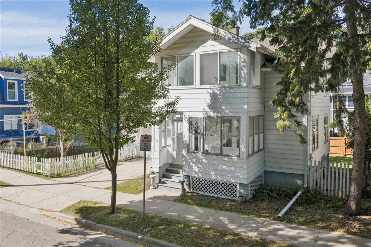 518 Wingra Street — photo