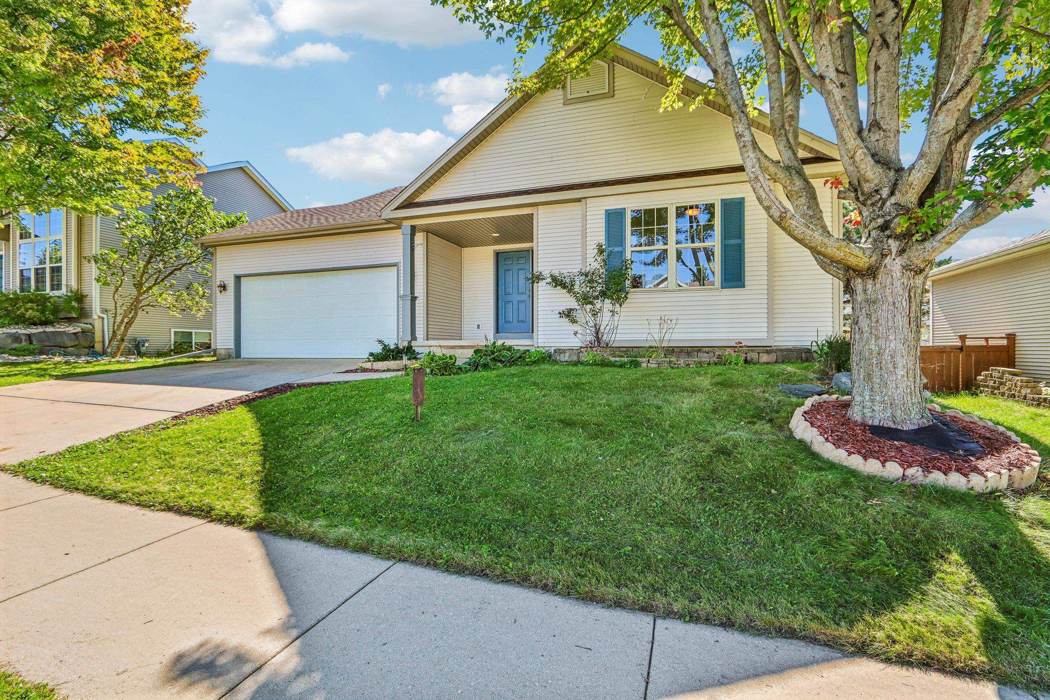 6905 Buckhorn Drive — photo