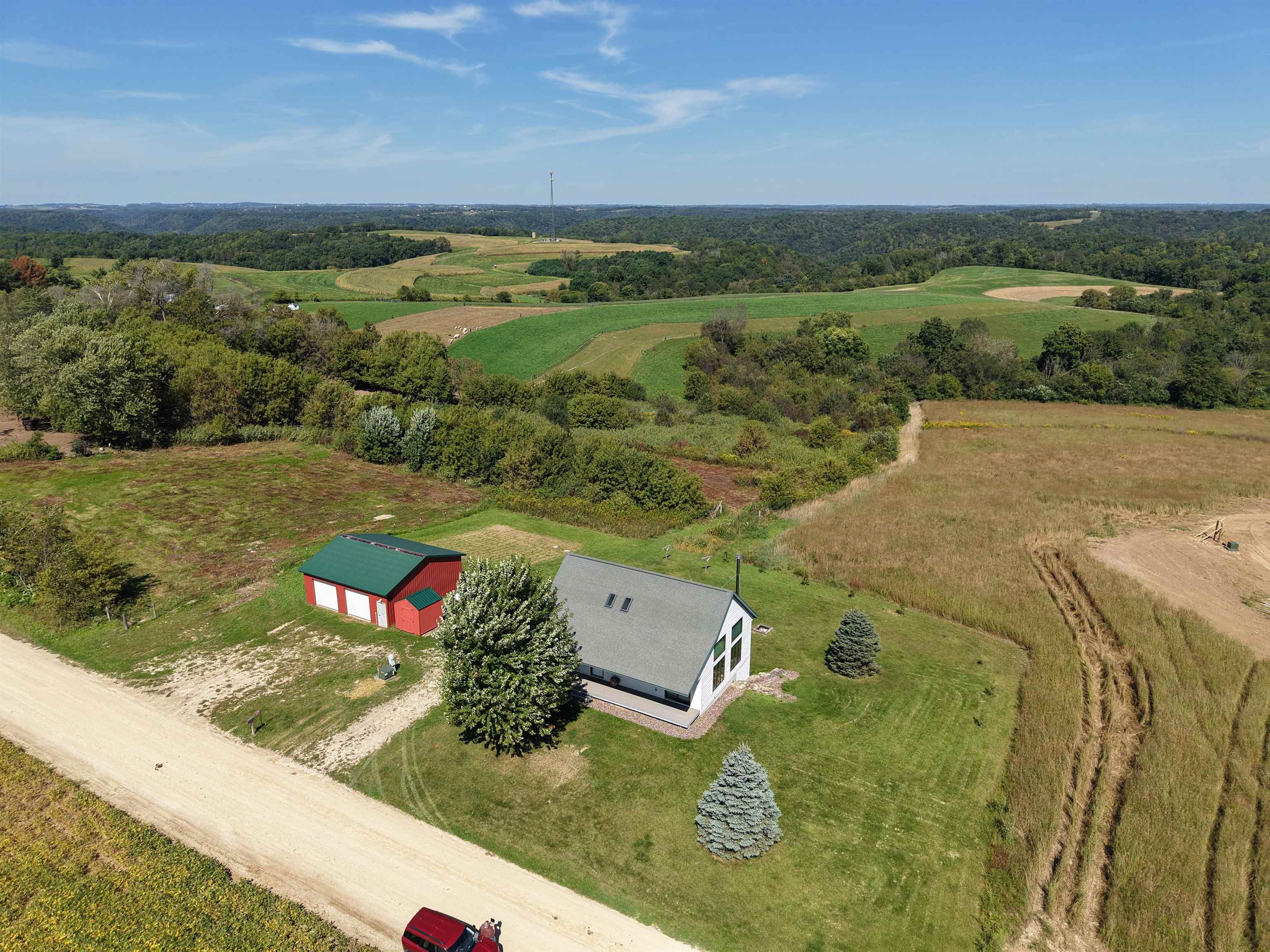 E10246 Yttri Road, Kickapoo, WI 54652 — photo 2