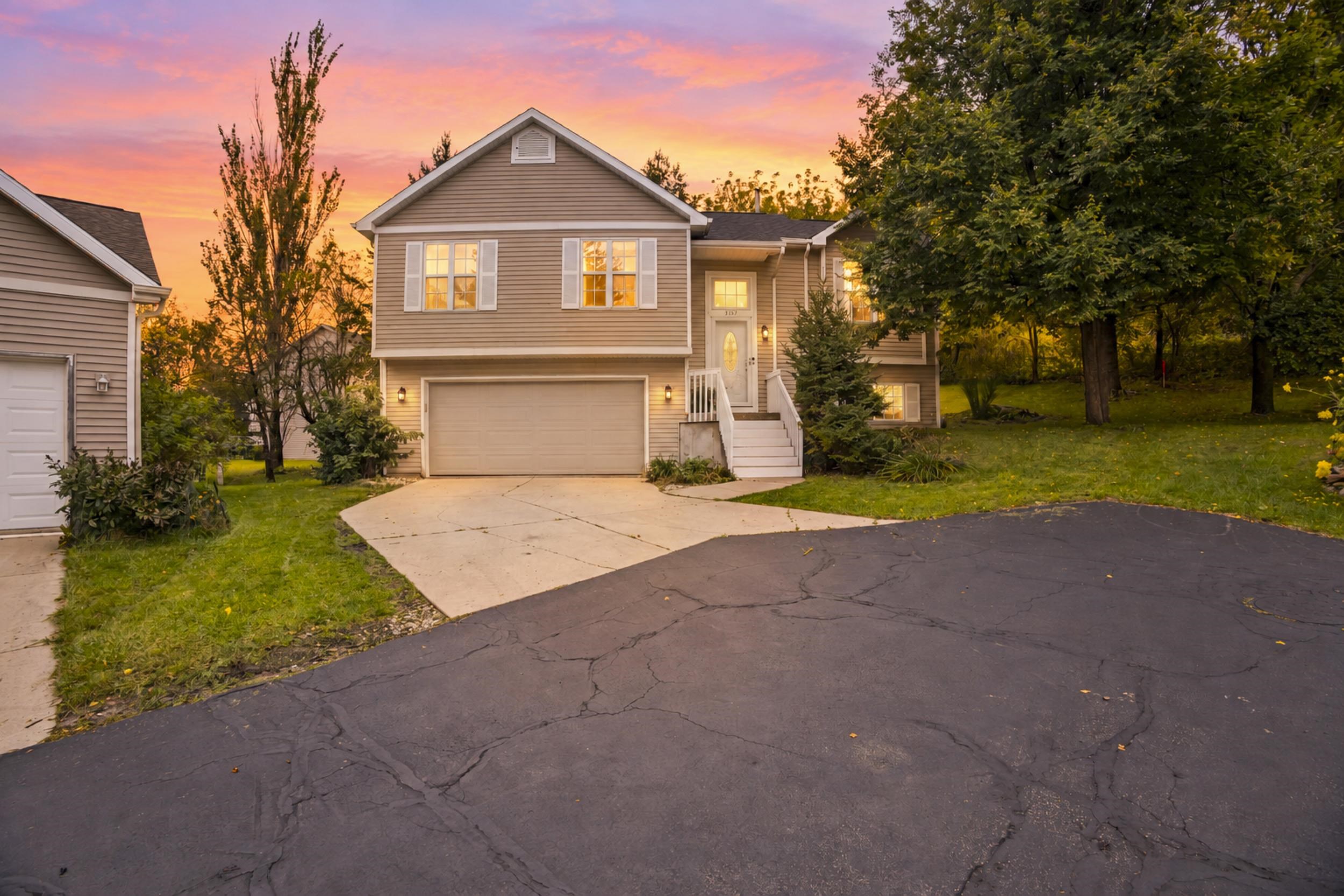 5157 Ridge Oak Drive, Madison, WI 53704 — photo 2