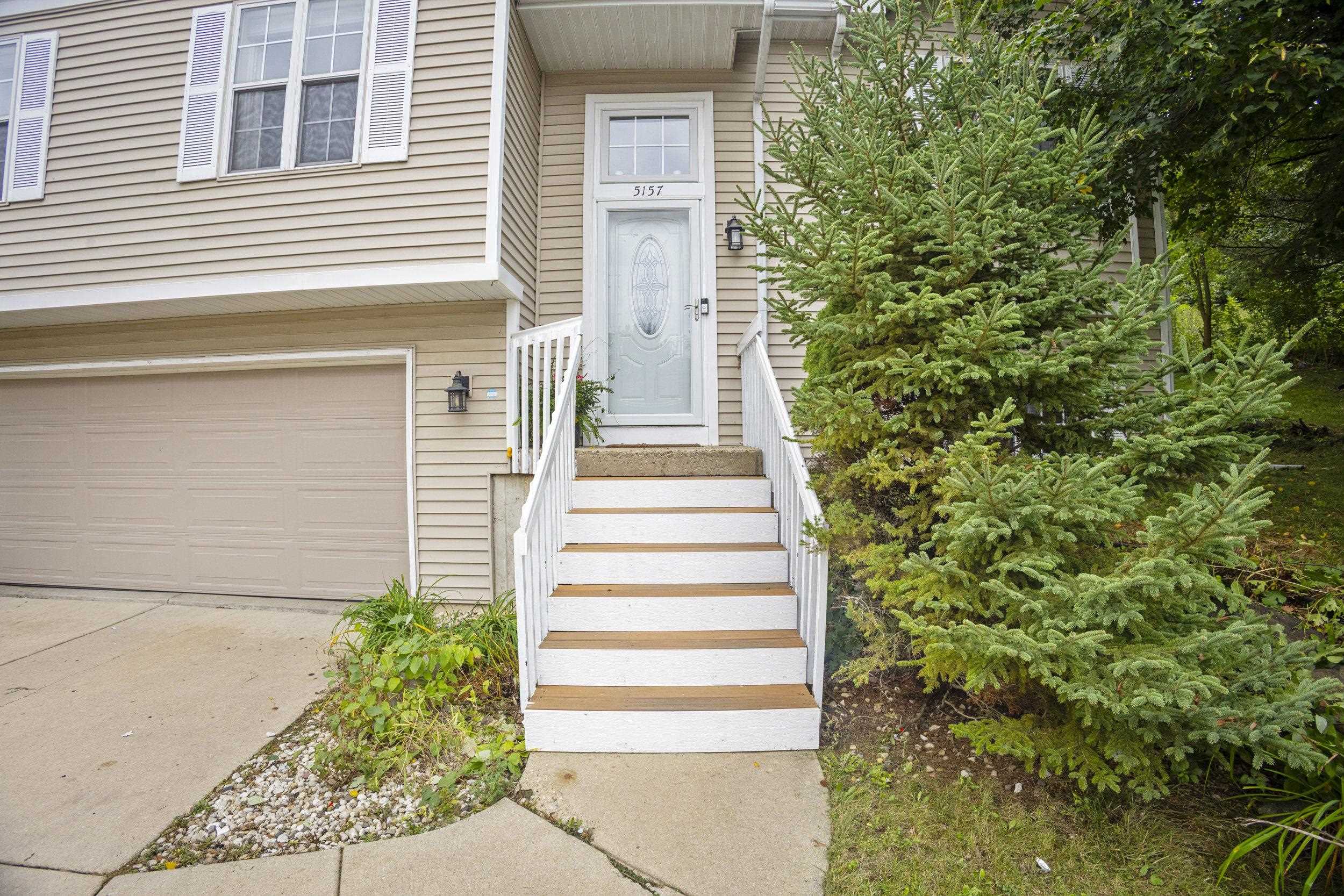 5157 Ridge Oak Drive, Madison, WI 53704 — photo 3