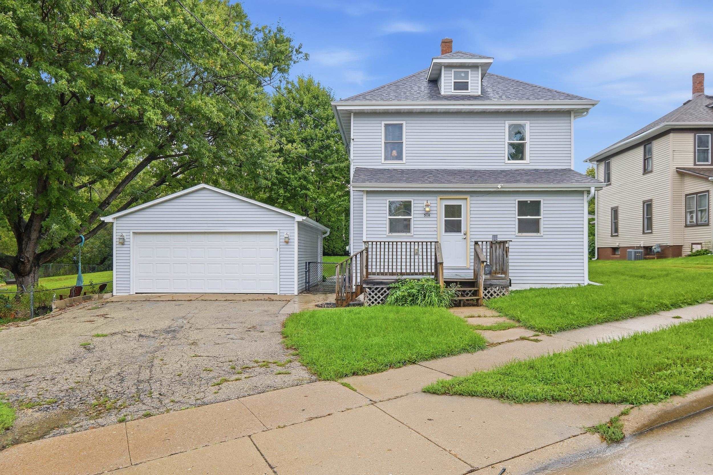 516 E Fulton Street — photo